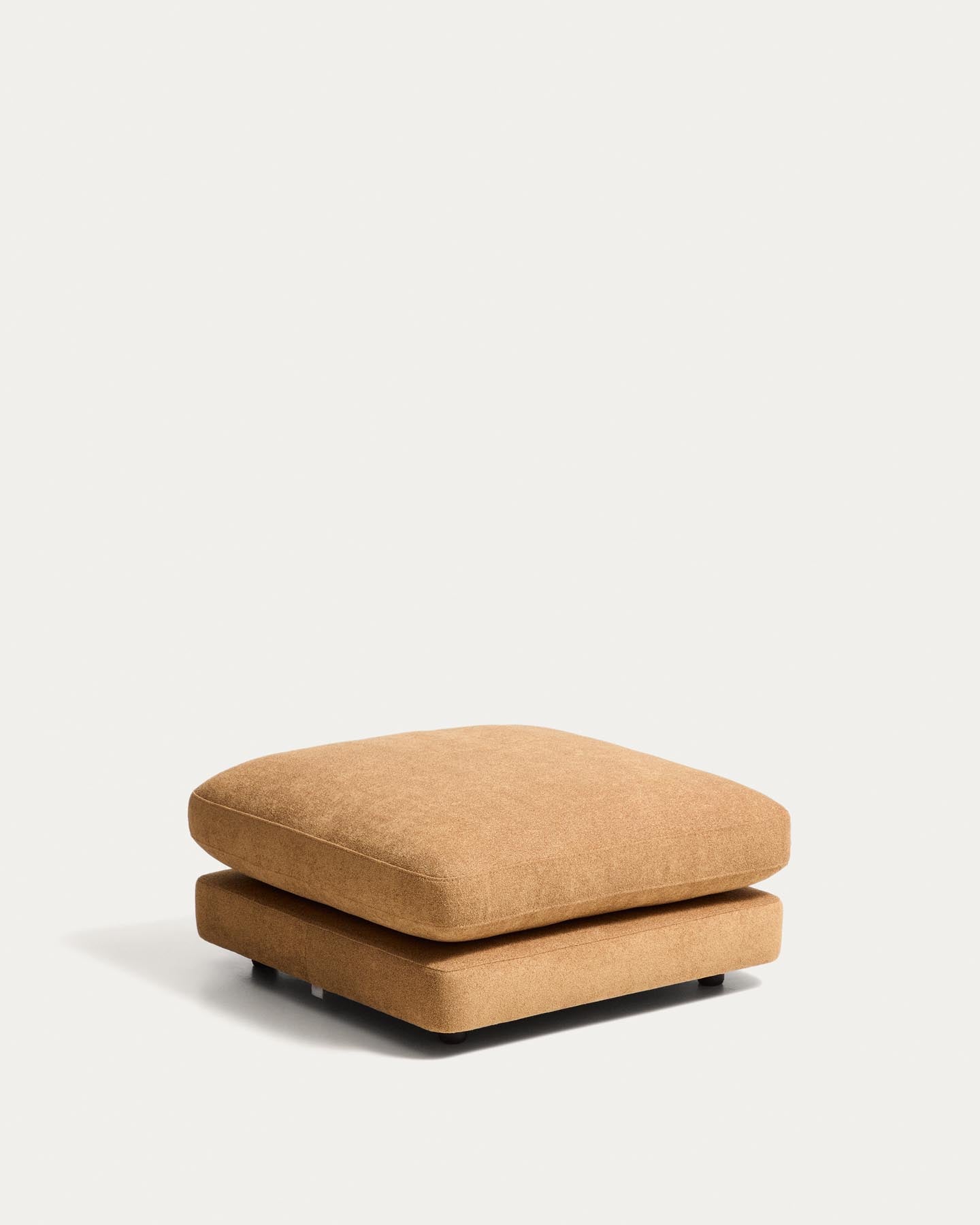 Fussablage Gala aus senfgelbem Microbouclé, FSC Mix Credit, 90 x 90 cm in Senfgelb präsentiert im Onlineshop von KAQTU Design AG. Pouf ist von Kave Home