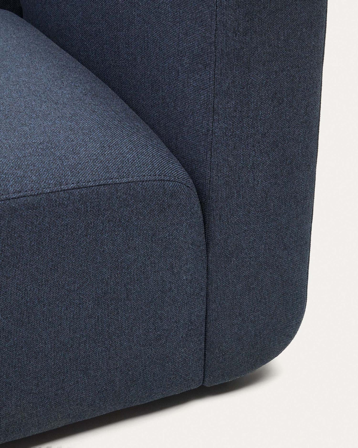 Das Neom 2-Sitzer-Modularsofa in Blau (188 cm) von Kave Home kombiniert modernes Design mit umweltfreundlichen Materialien.