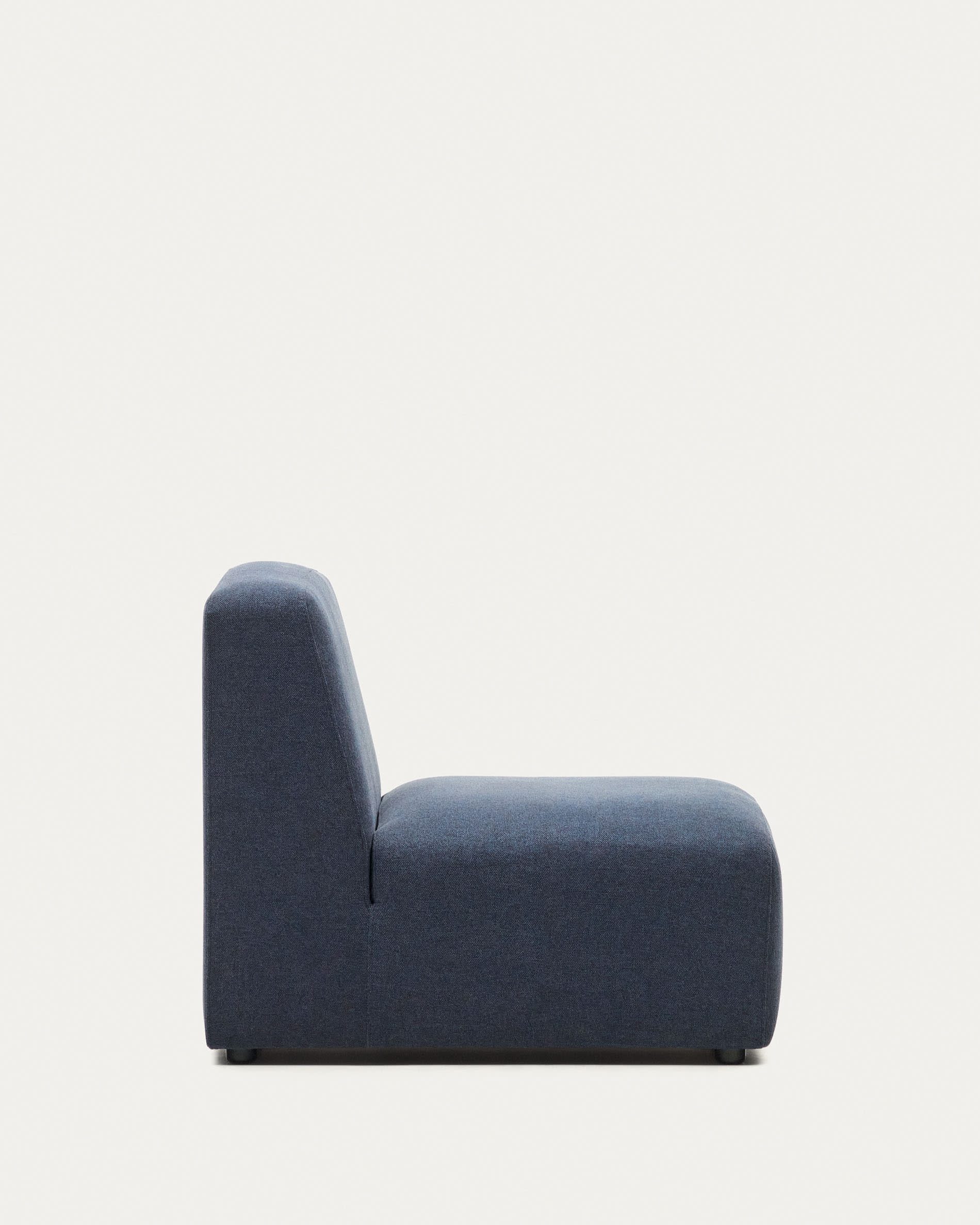Das Neom Sitzmodul in Blau (75 cm) von Kave Home bietet stilvolles Design, Komfort und Nachhaltigkeit mit FSC-Mix-Zertifikat.