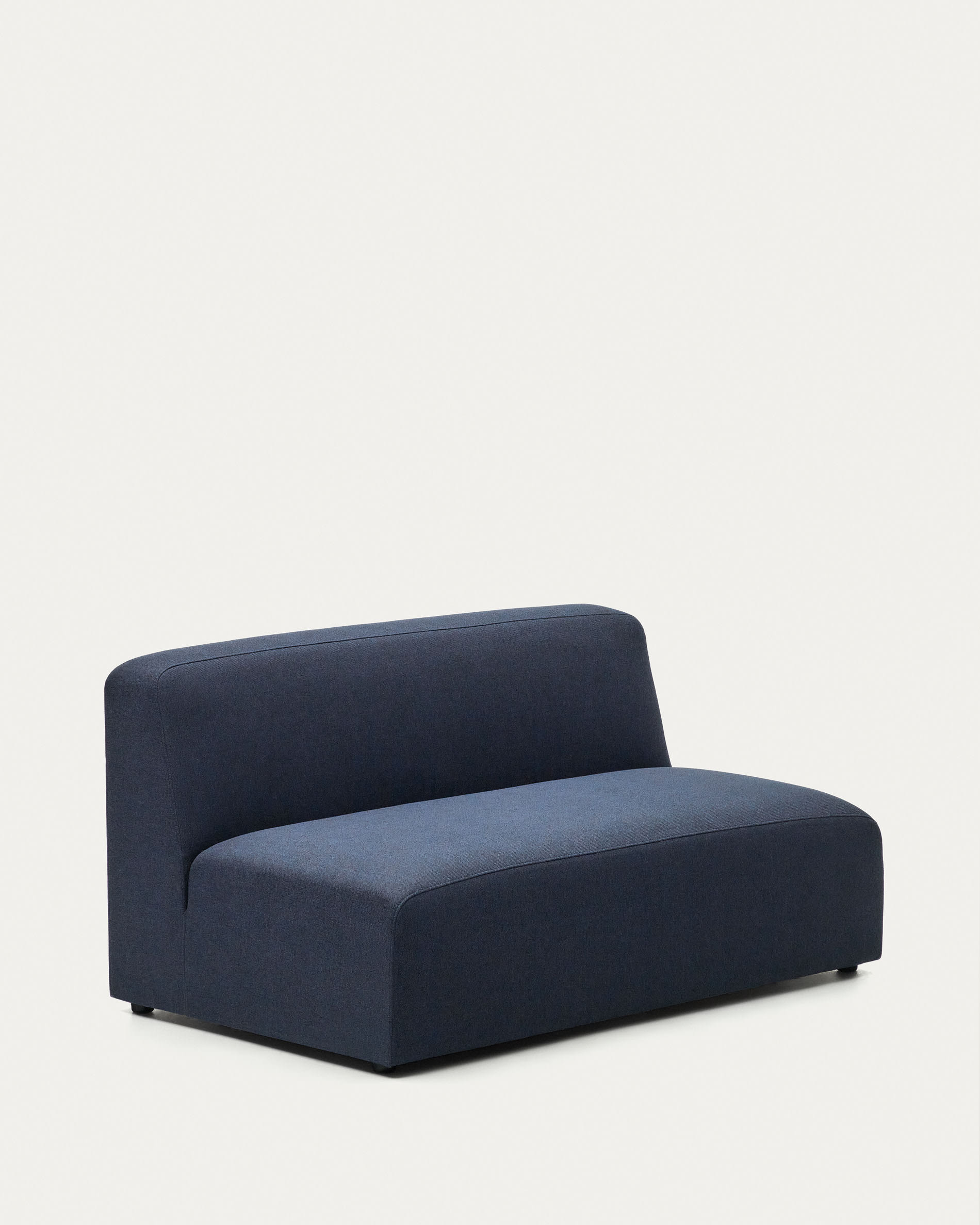 Das Neom 2-Sitzer-Modul in Blau (150 cm) von Kave Home bietet stilvolles Design und Nachhaltigkeit mit FSC-Mix-Zertifizierung.