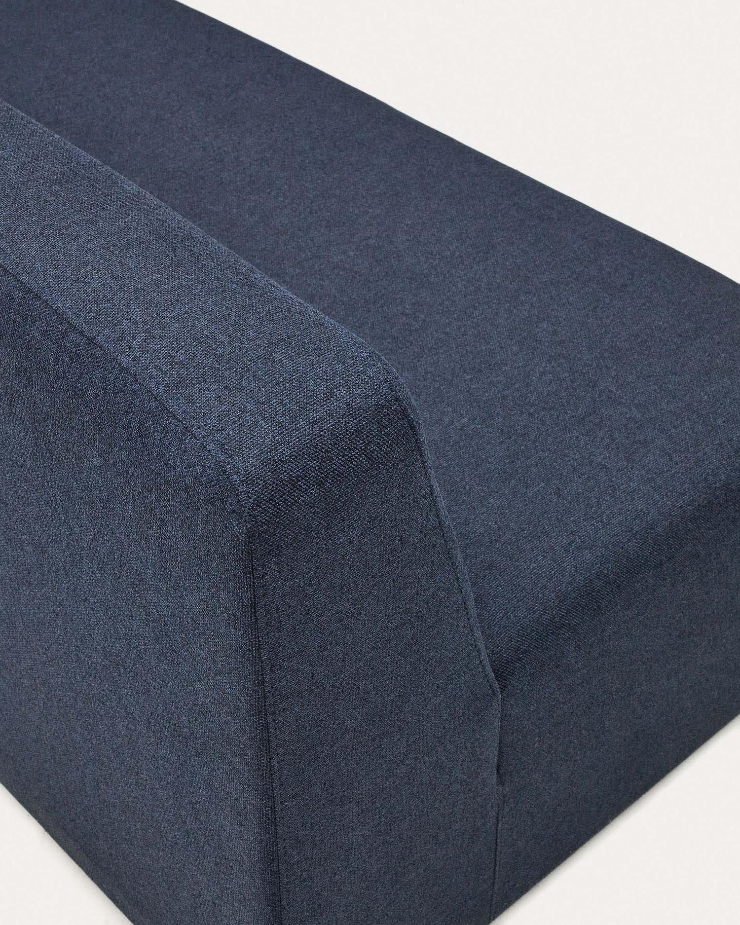 Das Neom 2-Sitzer-Modul in Blau (150 cm) von Kave Home kombiniert modernes Design mit nachhaltigen FSC-zertifizierten Materialien.