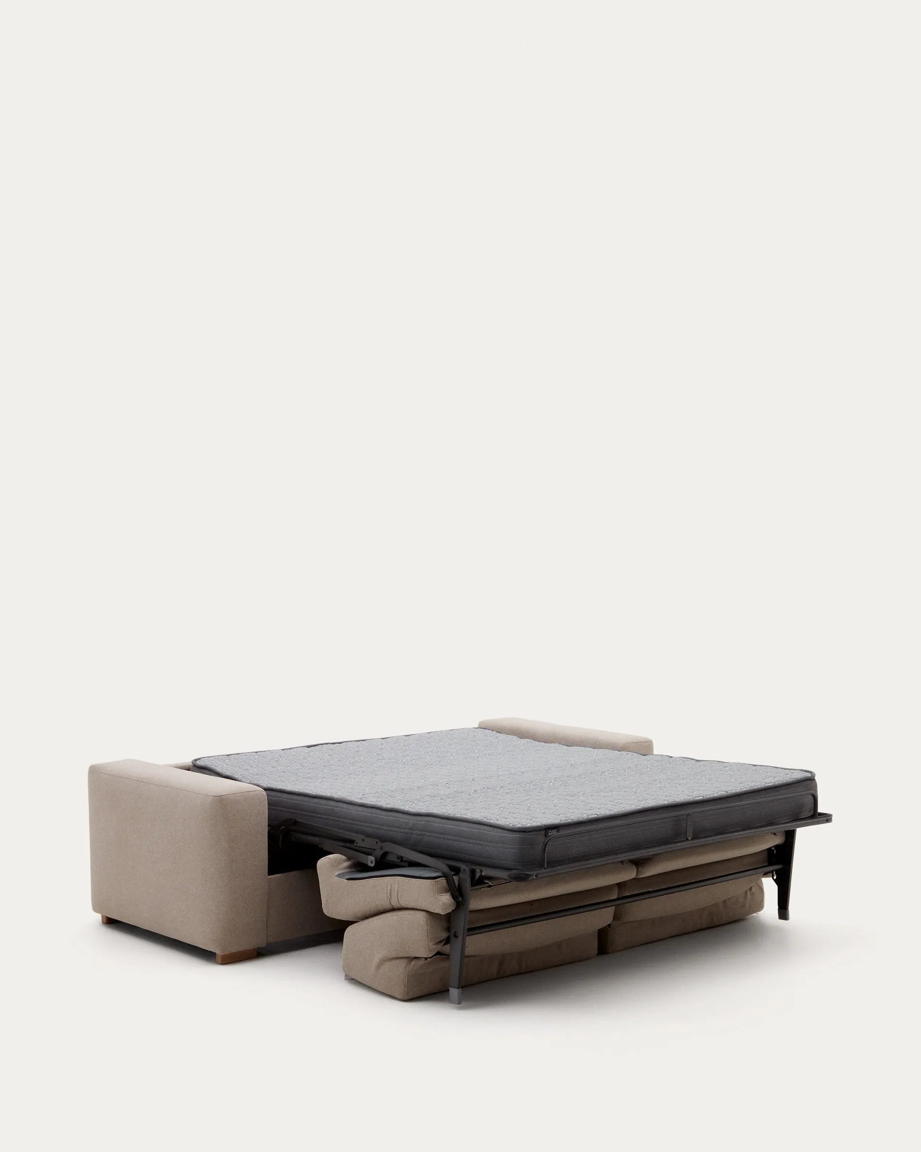 Elegantes 3-Sitzer-Sofa in Beige, wandelbar zum Bett, mit nachhaltigem FSC-zertifiziertem Holz und viskoelastischer Polsterung.