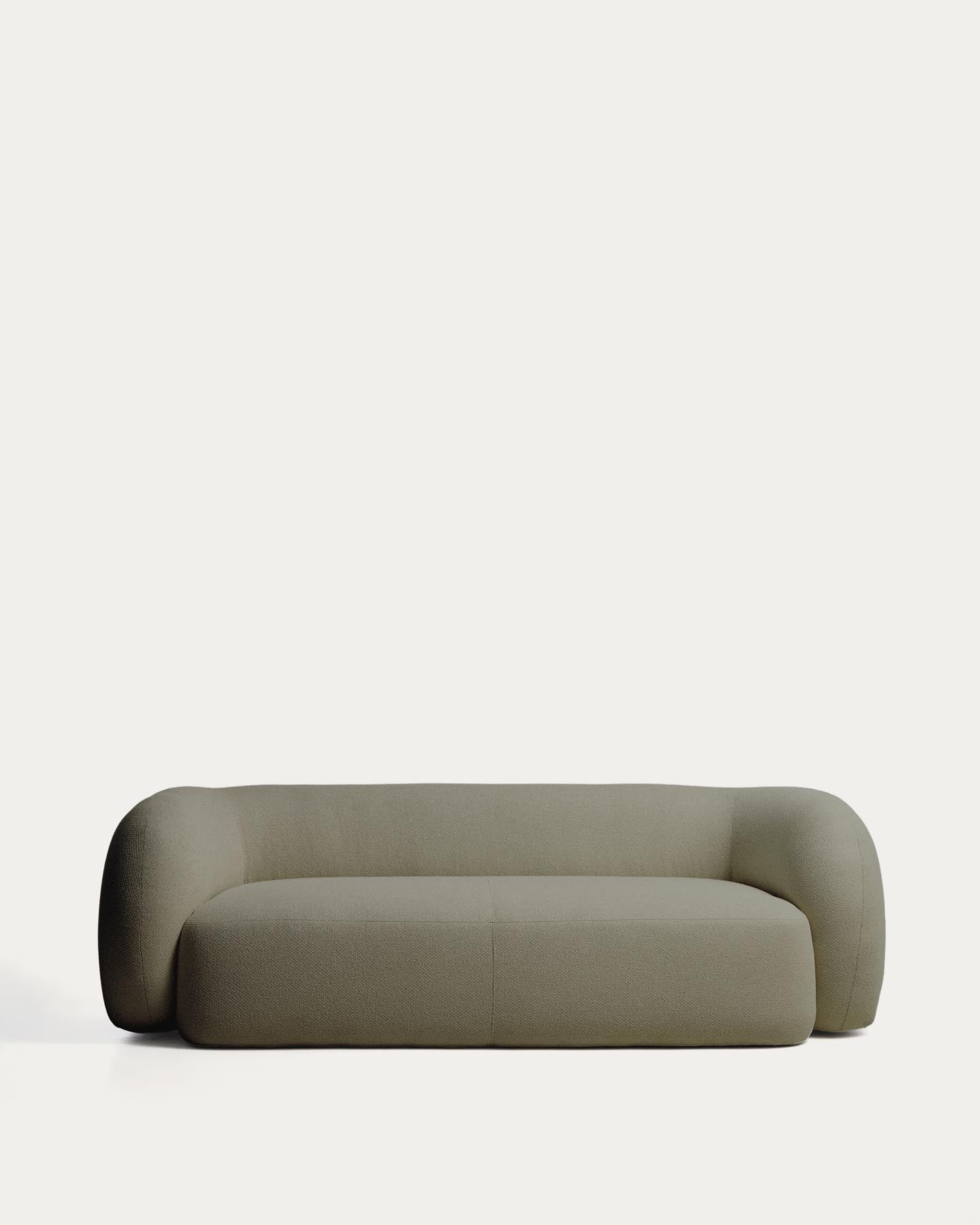 Schwer entflammbares 3-Sitzer-Sofa Martina in grüner Chenille 246 cm FSC Mix Credit in Grün präsentiert im Onlineshop von KAQTU Design AG. 3er Sofa ist von Kave Home