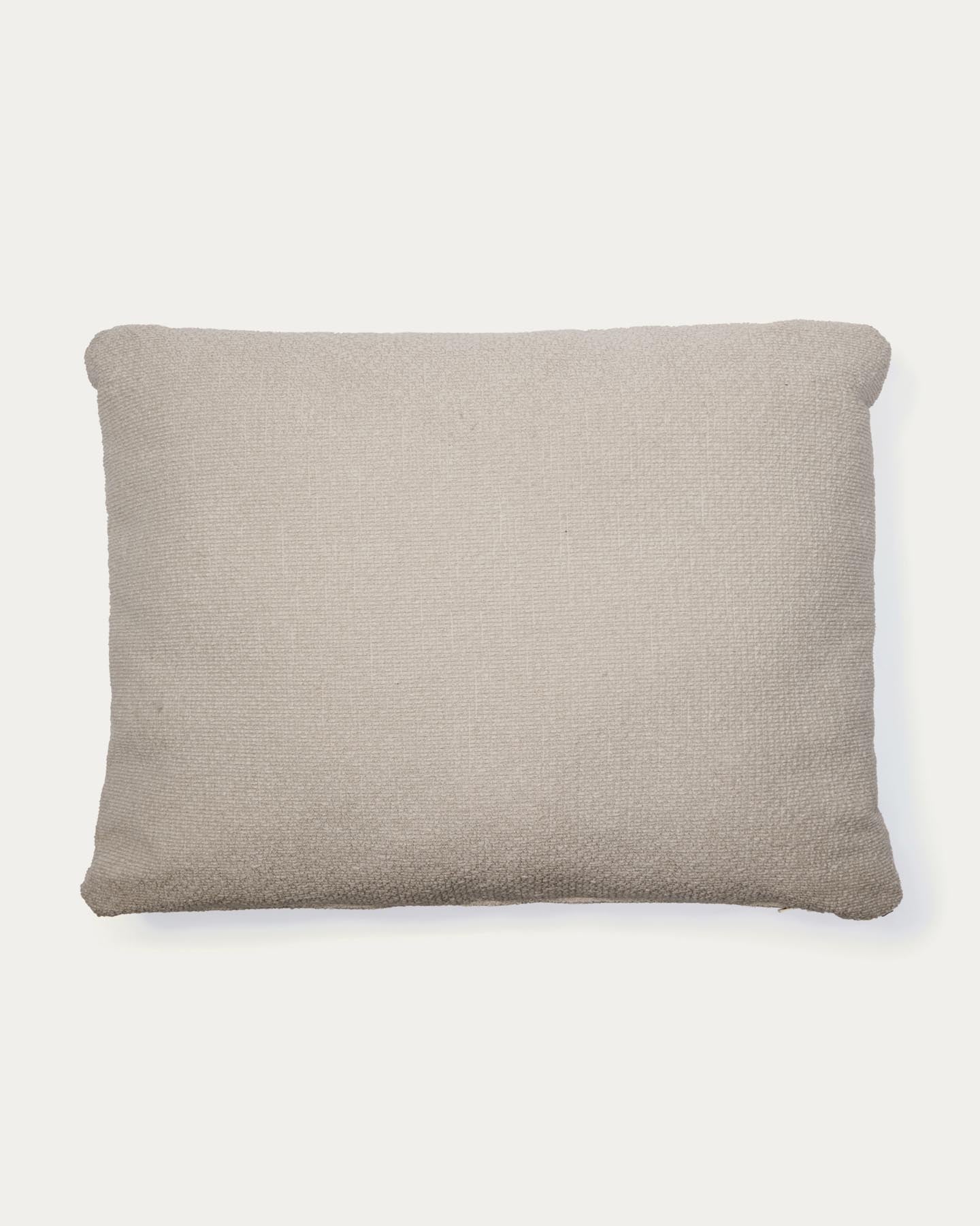 Kissen Martina mit Chenille in Steinton 47 x 36 cm in Steinfarben präsentiert im Onlineshop von KAQTU Design AG. Deko Kissen ist von Kave Home