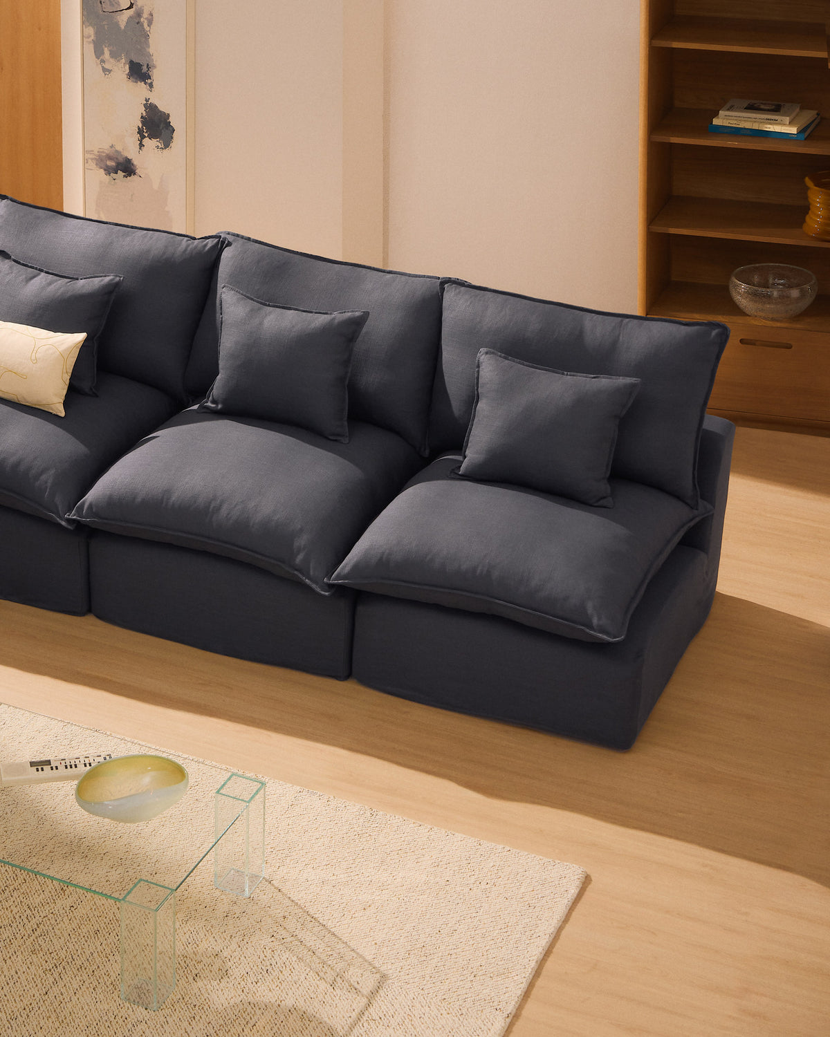 3-Sitzer-Modularsofa Anarela mit abnehmbarem Bezug aus Leinen und Viskose in Dunkelgrau, 270 cm, FSC Mix Credit in Dunkelgrau präsentiert im Onlineshop von KAQTU Design AG. 3er Sofa ist von Kave Home