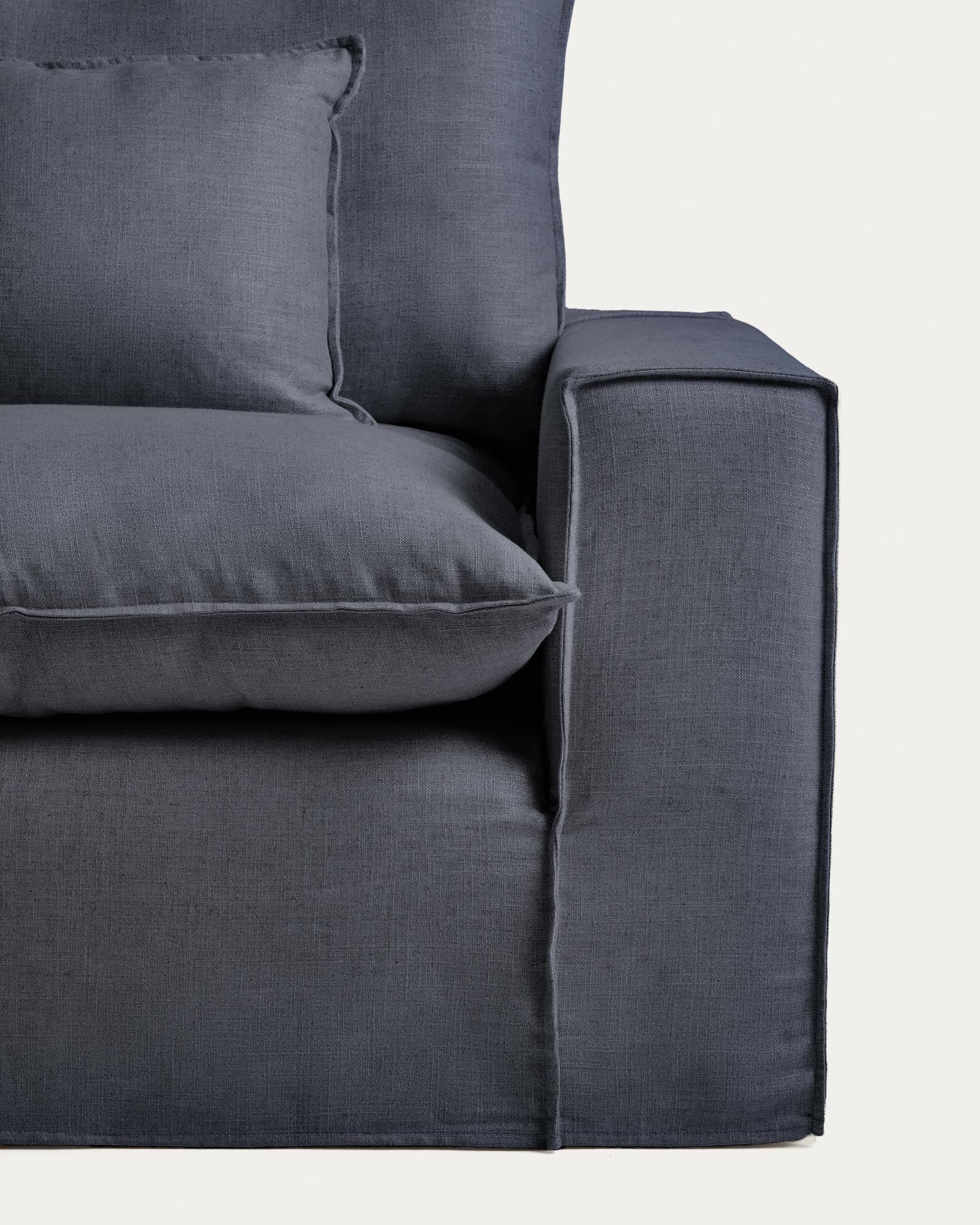 Elegantes 3-Sitzer-Modularsofa Anarela in Dunkelgrau, gefertigt aus Leinen und Viskose, mit abnehmbarem Bezug und FSC Mix Credit.