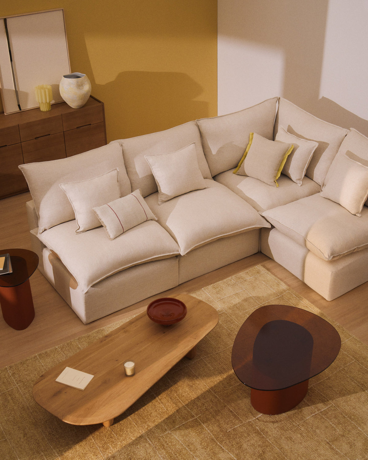Modulares 4-Sitzer-Ecksofa Anarela mit abnehmbarem Bezug aus Leinen und Viskose in Beige, 287 x 197 cm / 197 x 287 cm, FSC Mix Credit in Beige präsentiert im Onlineshop von KAQTU Design AG. 4er Sofa ist von Kave Home