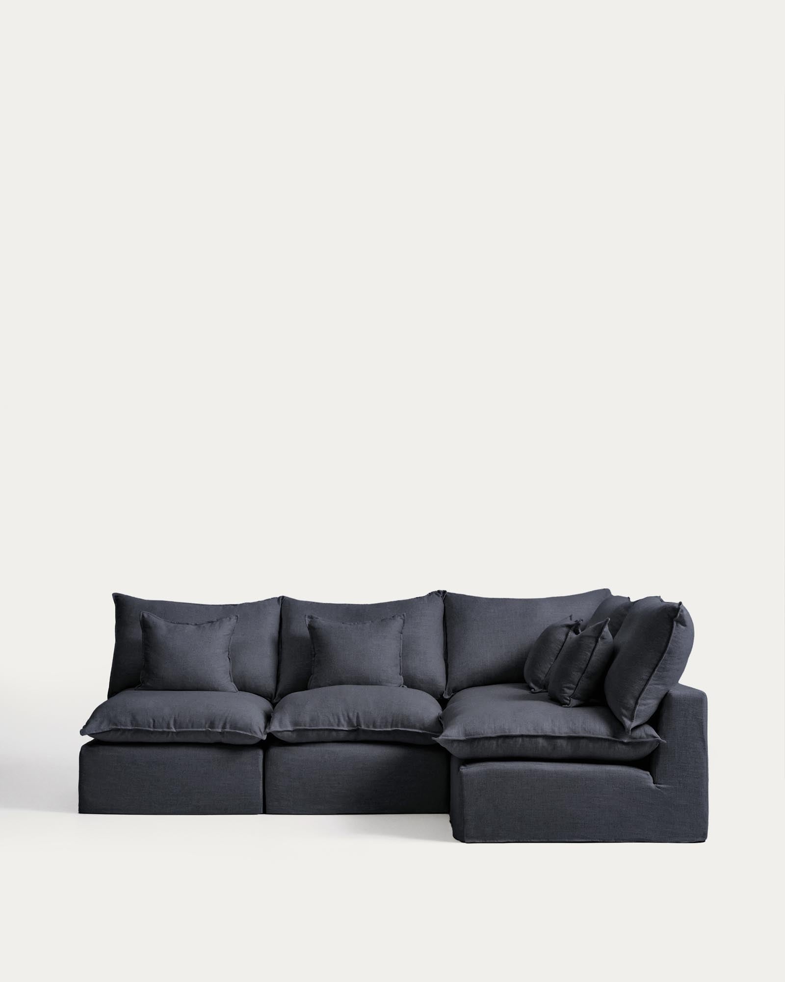 Modulares 4-Sitzer-Ecksofa Anarela mit abnehmbarem Bezug aus Leinen und Viskose in Dunkelgrau, 287 x 197 cm / 197 x 287 cm, FSC Mix Credit in Dunkelgrau präsentiert im Onlineshop von KAQTU Design AG. 4er Sofa ist von Kave Home