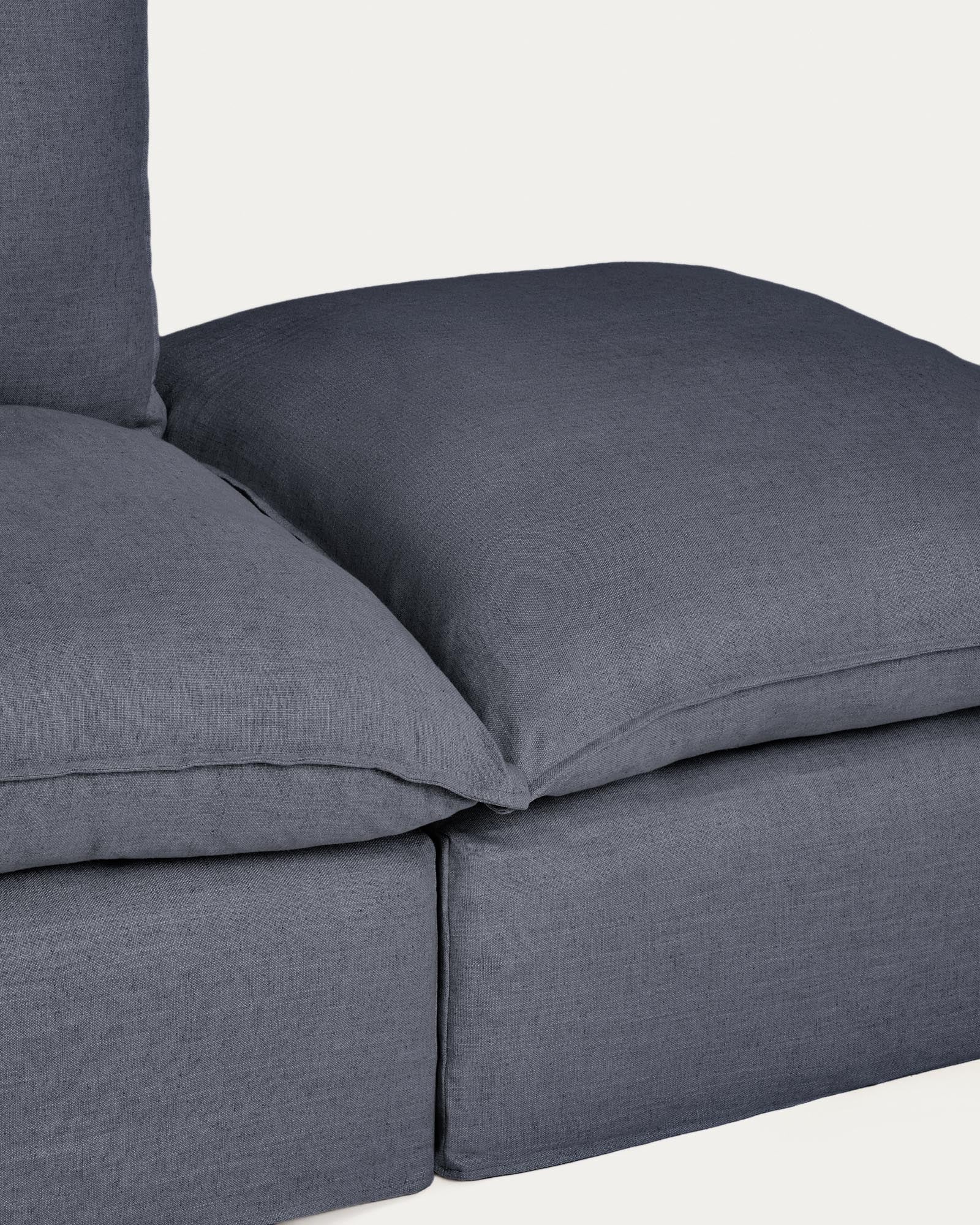 Modulares 4-Sitzer-Ecksofa Anarela in Dunkelgrau, gefertigt aus Leinen und Viskose, mit praktischem abnehmbaren Bezug. Maße: 287 x 307 cm.