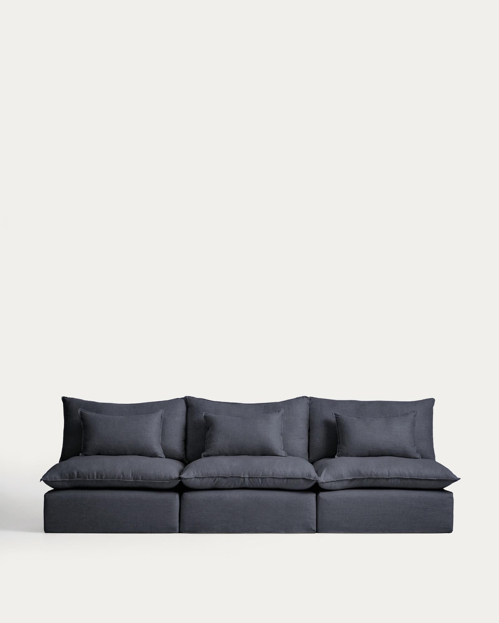 5-Sitzer-Modularsofa Anarela mit abnehmbarem Bezug aus Leinen und Viskose in Dunkelgrau, 330 cm, FSC Mix Credit in Dunkelgrau präsentiert im Onlineshop von KAQTU Design AG. 5er Sofa ist von Kave Home