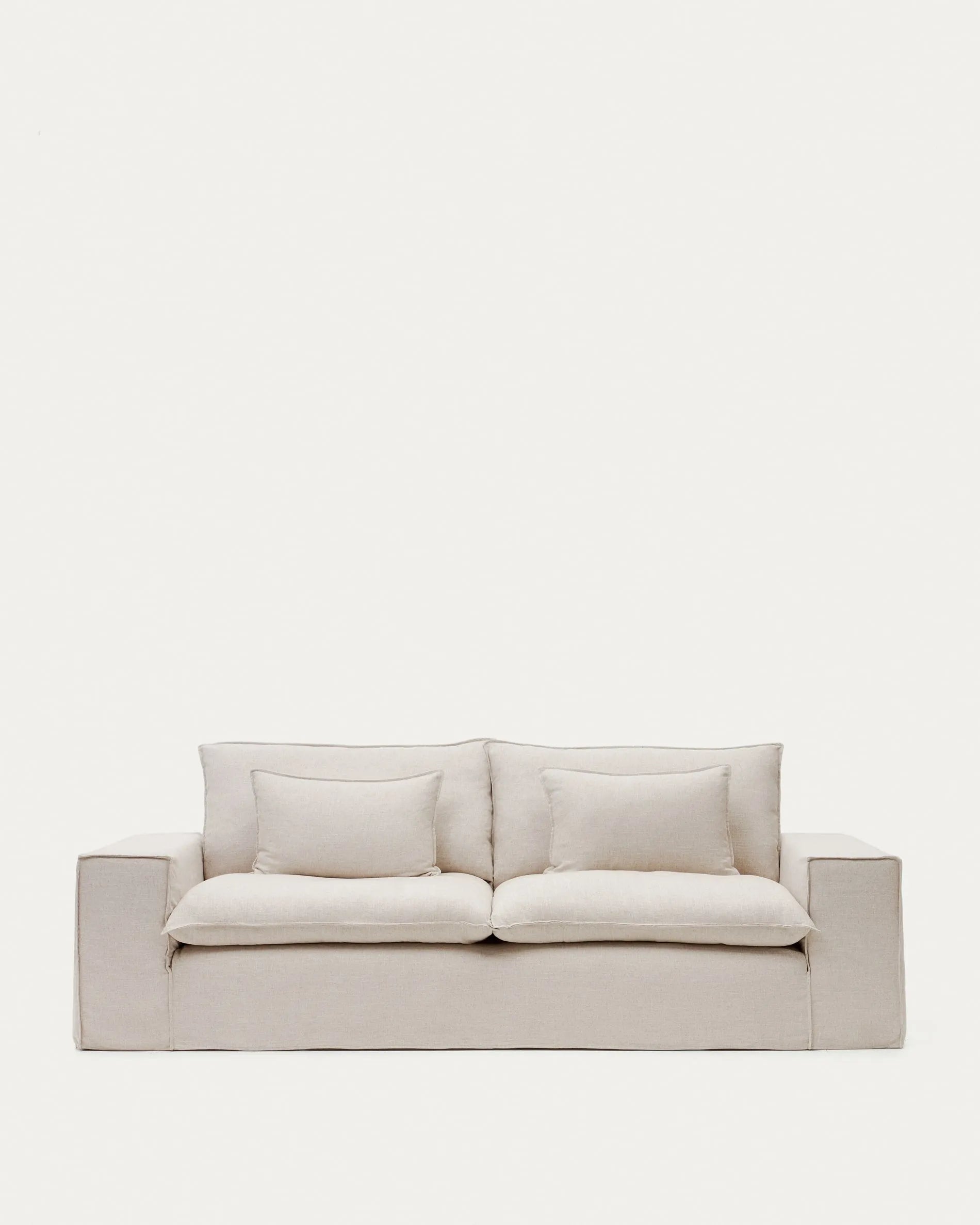 Eleganter Leinenbezug in Beige für das Anarela 3-Sitzer-Sofa – stilvoll, langlebig und pflegeleicht für ein modernes Wohnzimmer.