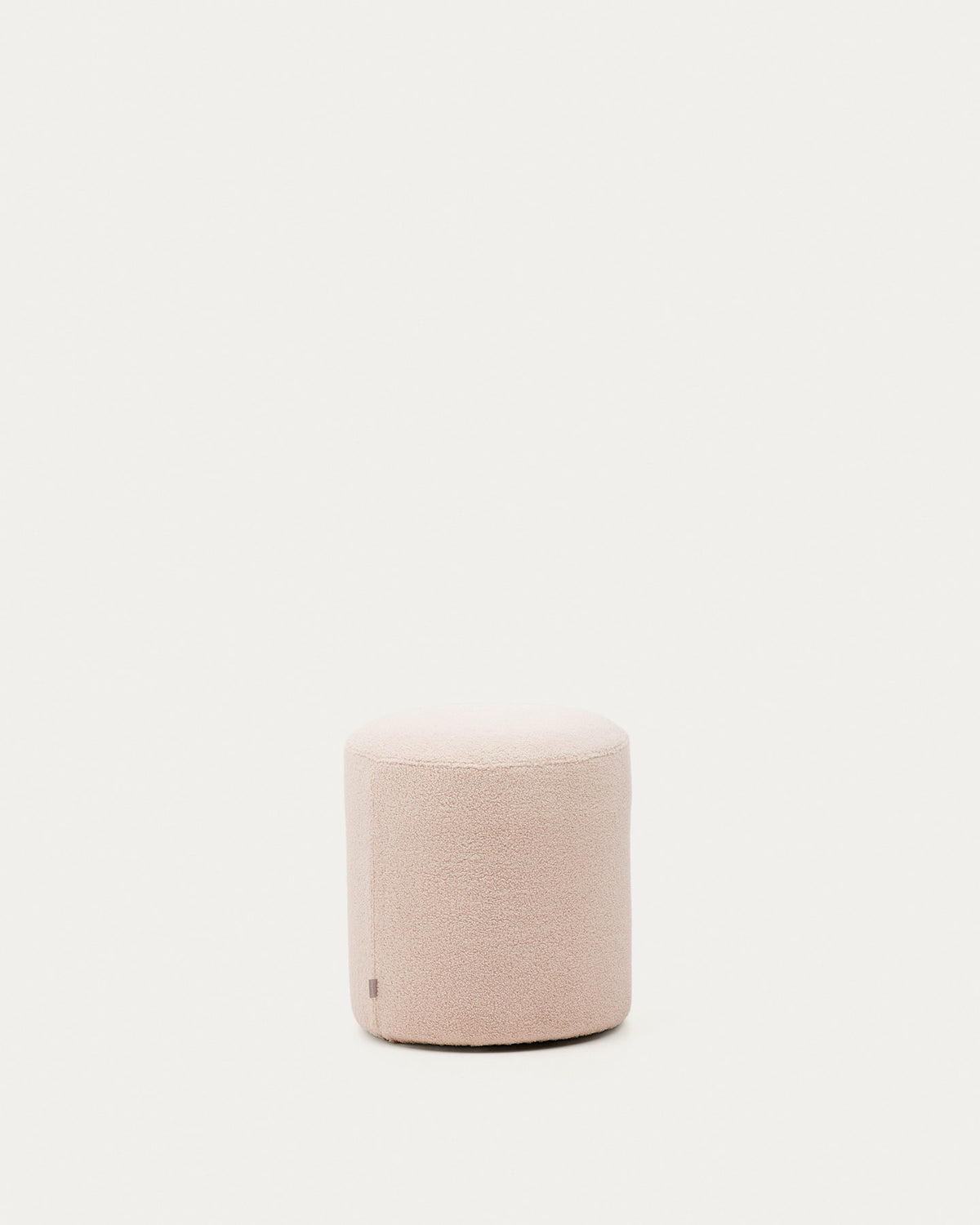 Fusshocker Kaeli mit abnehmbarem Bezug in rosa Bouclé Ø 43 cm in Rosa präsentiert im Onlineshop von KAQTU Design AG. Pouf ist von Kave Home