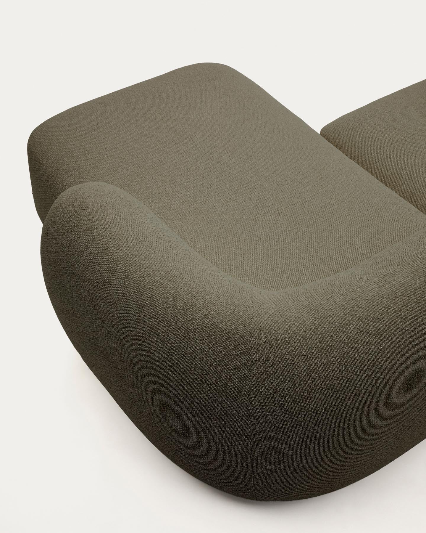 Schwer entflammbares 2-Sitzer-Modularsofa Martina mit Chenille und Chaiselongue rechts in Grün 230 cm in Grün präsentiert im Onlineshop von KAQTU Design AG. L-Sofa rechts ist von Kave Home