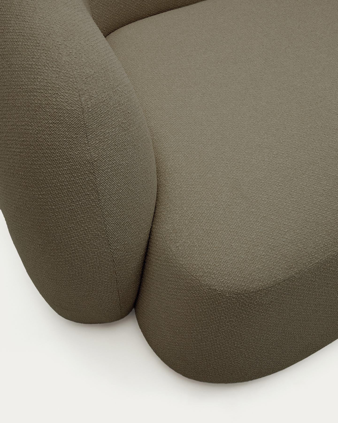 Schwer entflammbares 2-Sitzer-Modularsofa Martina mit Chenille und Chaiselongue rechts in Grün 230 cm in Grün präsentiert im Onlineshop von KAQTU Design AG. L-Sofa rechts ist von Kave Home