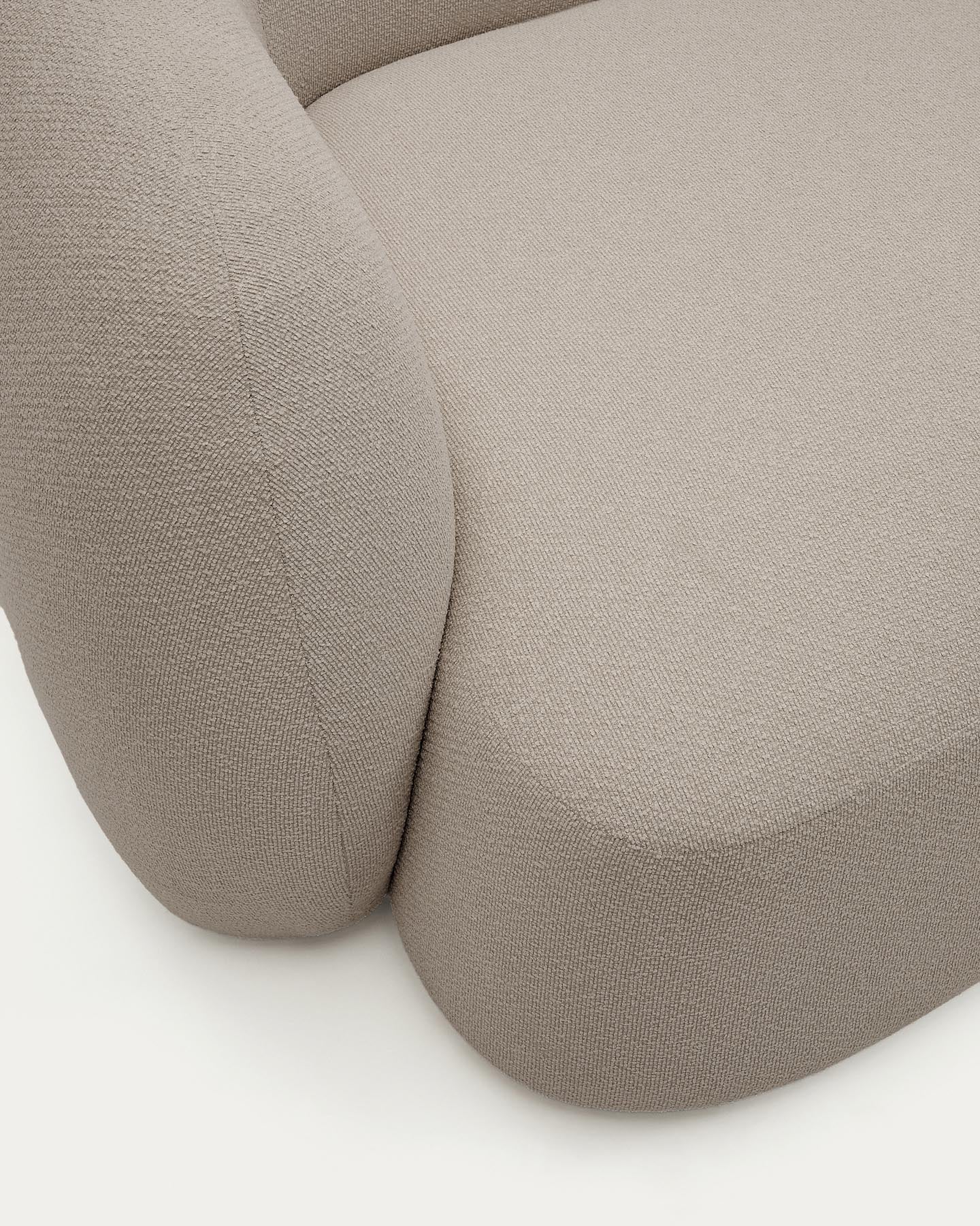 Schwer entflammbares 2-Sitzer-Modularsofa Martina mit Chenille und Chaiselongue rechts in Steinton 230 cm in Steinfarben präsentiert im Onlineshop von KAQTU Design AG. L-Sofa rechts ist von Kave Home