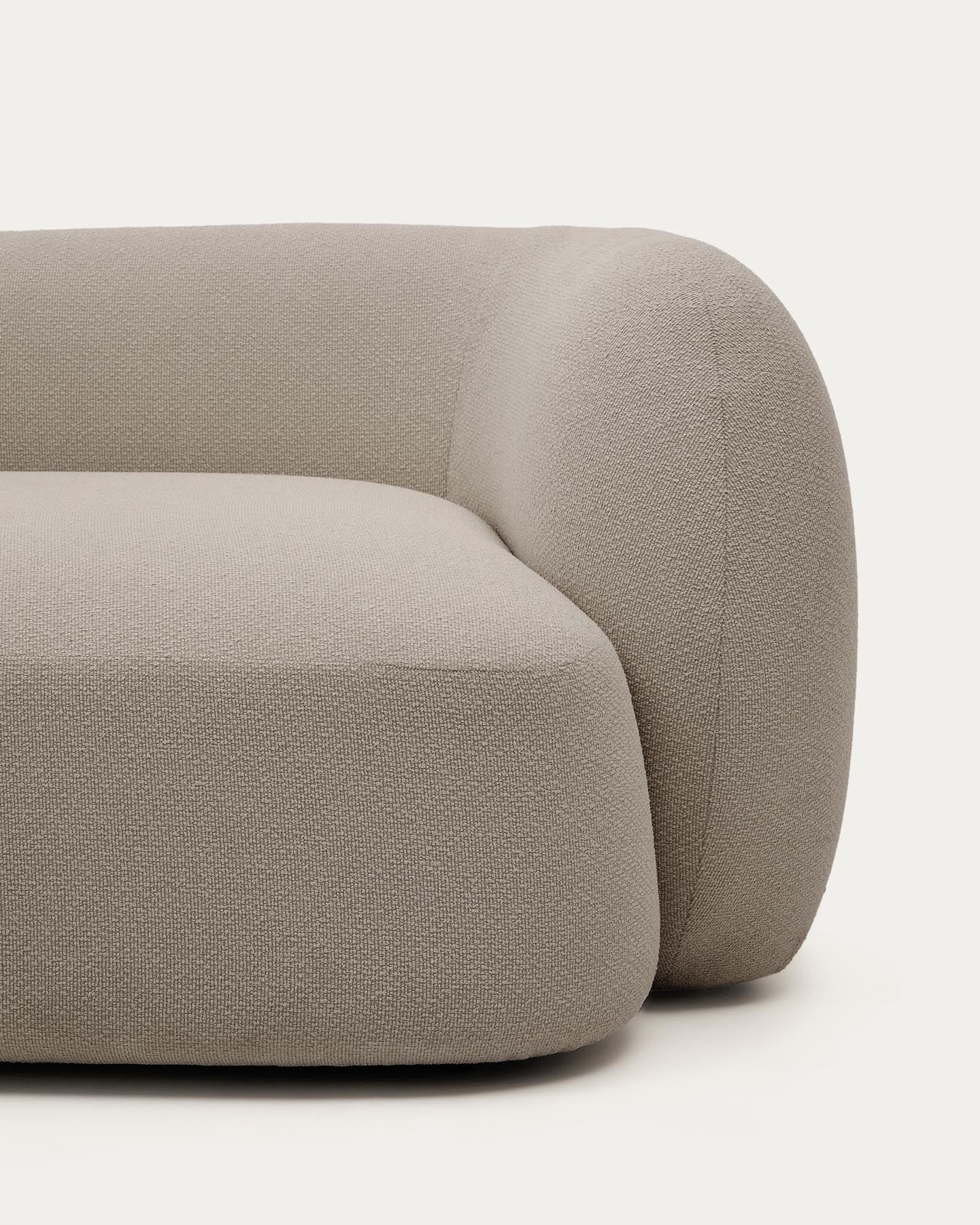 Schwer entflammbares 2-Sitzer-Modularsofa Martina mit Chenille und Chaiselongue links in Steinton 230 cm in Steinfarben präsentiert im Onlineshop von KAQTU Design AG. L-Sofa links ist von Kave Home