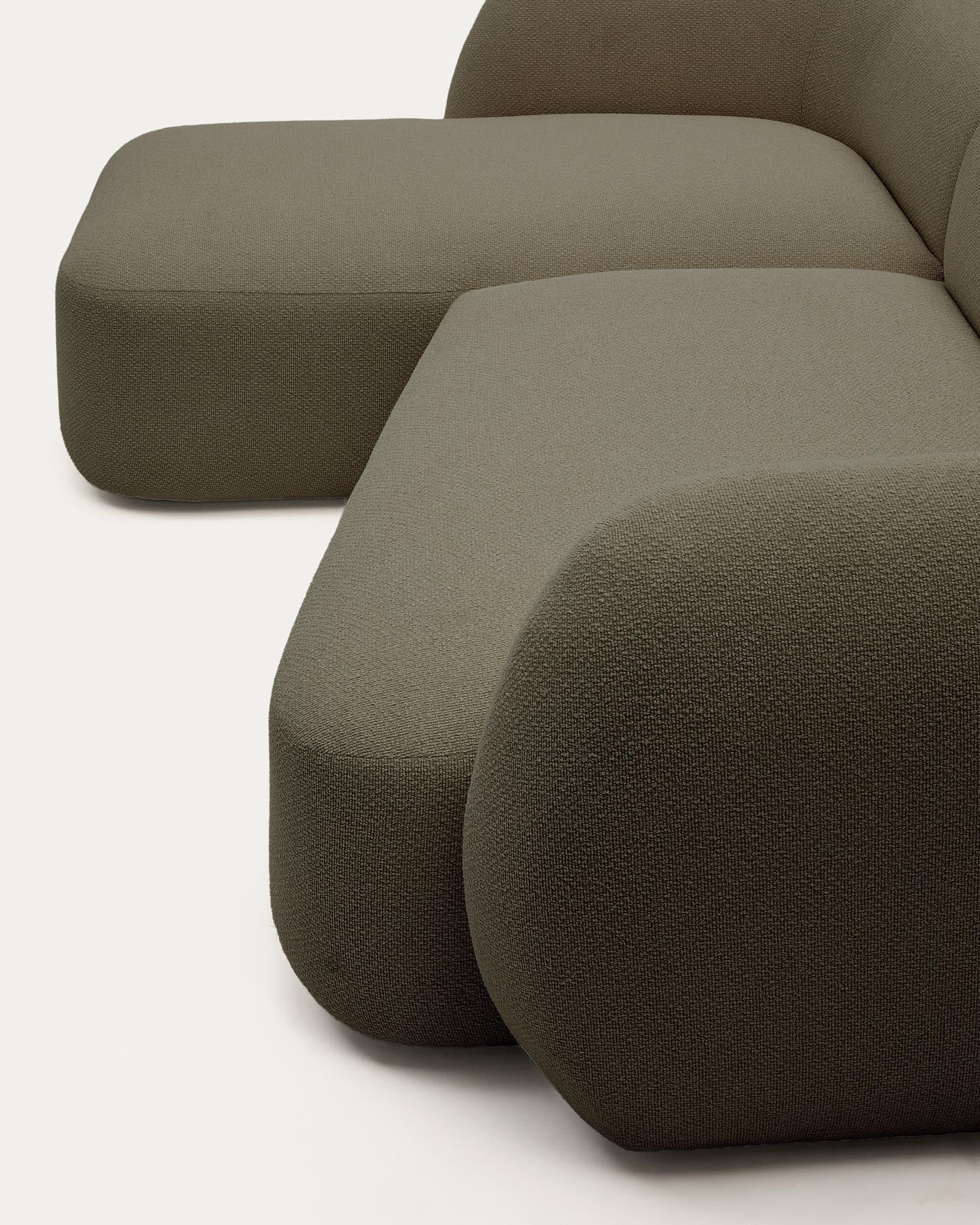 Schwer entflammbares 3-Sitzer-Modularsofa Martina mit grüner Chenille und Chaiselongue links 287 cm in Grün präsentiert im Onlineshop von KAQTU Design AG. L-Sofa links ist von Kave Home