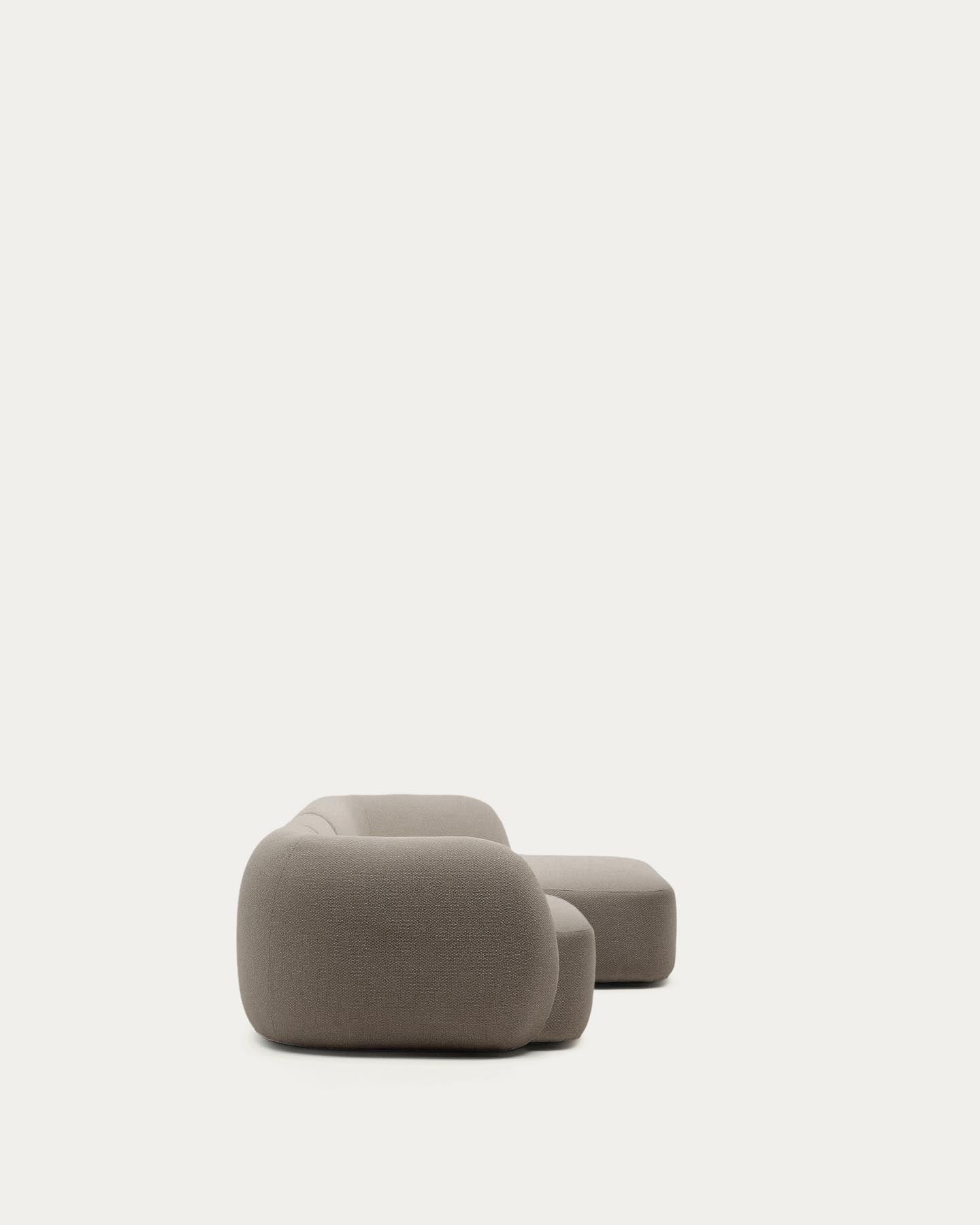 Schwer entflammbares 4-Sitzer-Modularsofa Martina mit Chenille und Chaiselongue rechts in Steinton 377 cm in Steinfarben präsentiert im Onlineshop von KAQTU Design AG. L-Sofa rechts ist von Kave Home