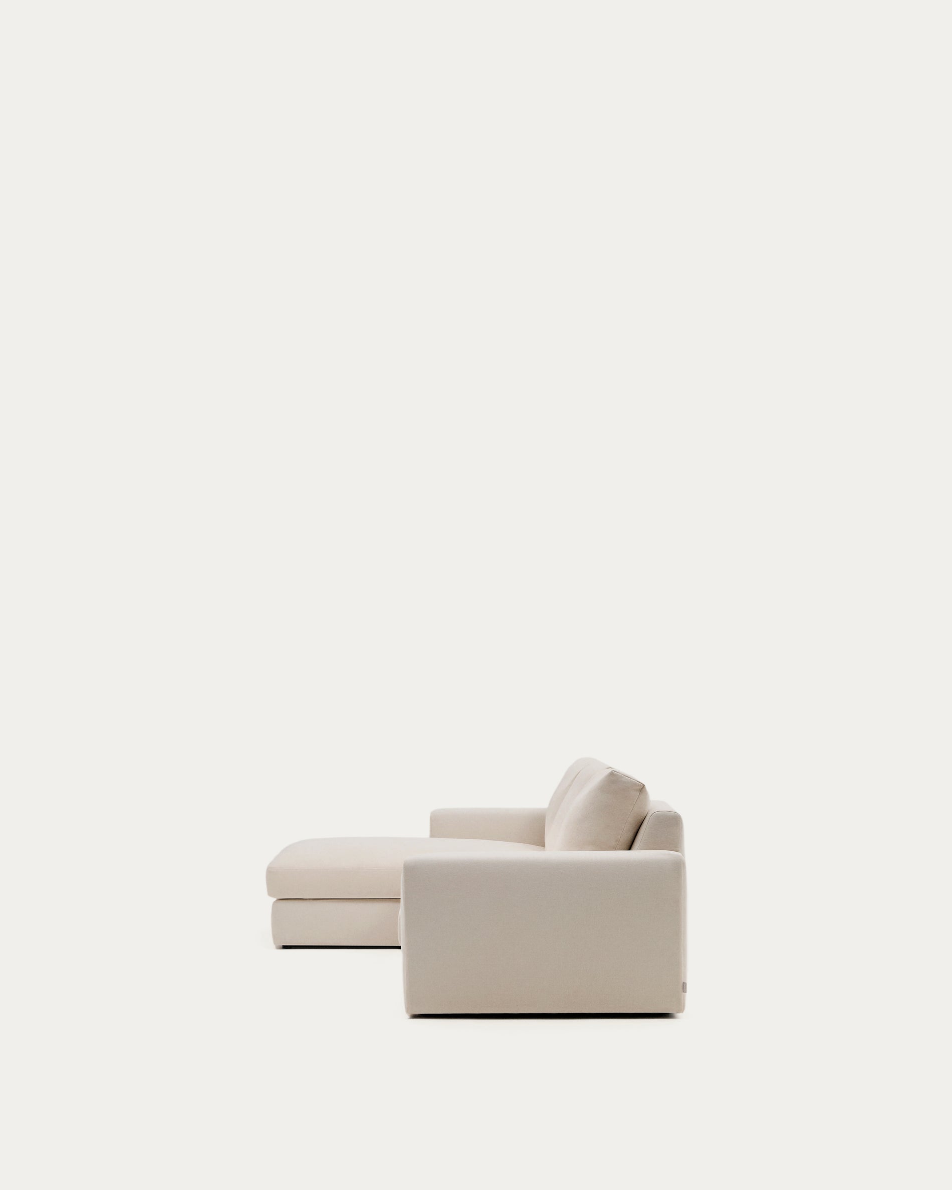 Modulares Sofa Alea für 4 Personen mit abnehmbarem Bezug aus Chenille mit Chaiselongue links in Beige, 310 cm in Beige präsentiert im Onlineshop von KAQTU Design AG. 3er Sofa ist von Kave Home