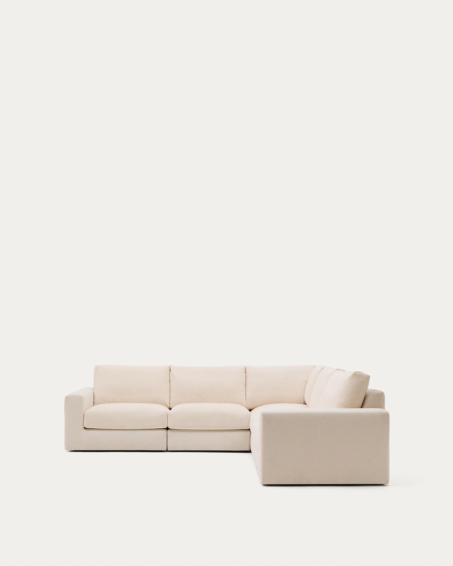 Modulares 5-Sitzer-Ecksofa Alea mit Bezug aus Chenille in Ecru, 310 x 310 cm in Ecru präsentiert im Onlineshop von KAQTU Design AG. Ecksofa ist von Kave Home