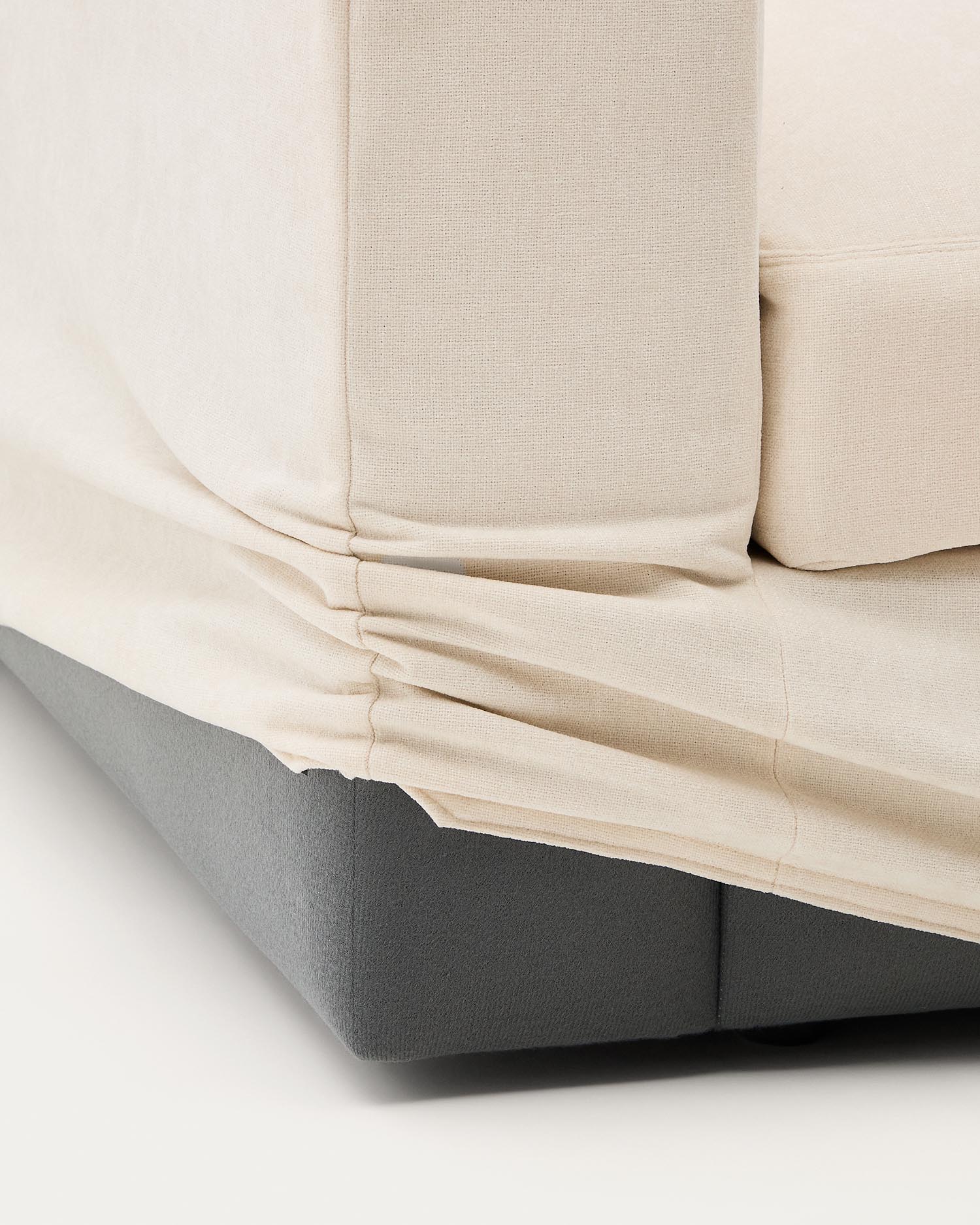Bezug für rechtes Modul Alea aus Chenille in Ecru in Ecru präsentiert im Onlineshop von KAQTU Design AG. Sofa-Zubehör ist von Kave Home