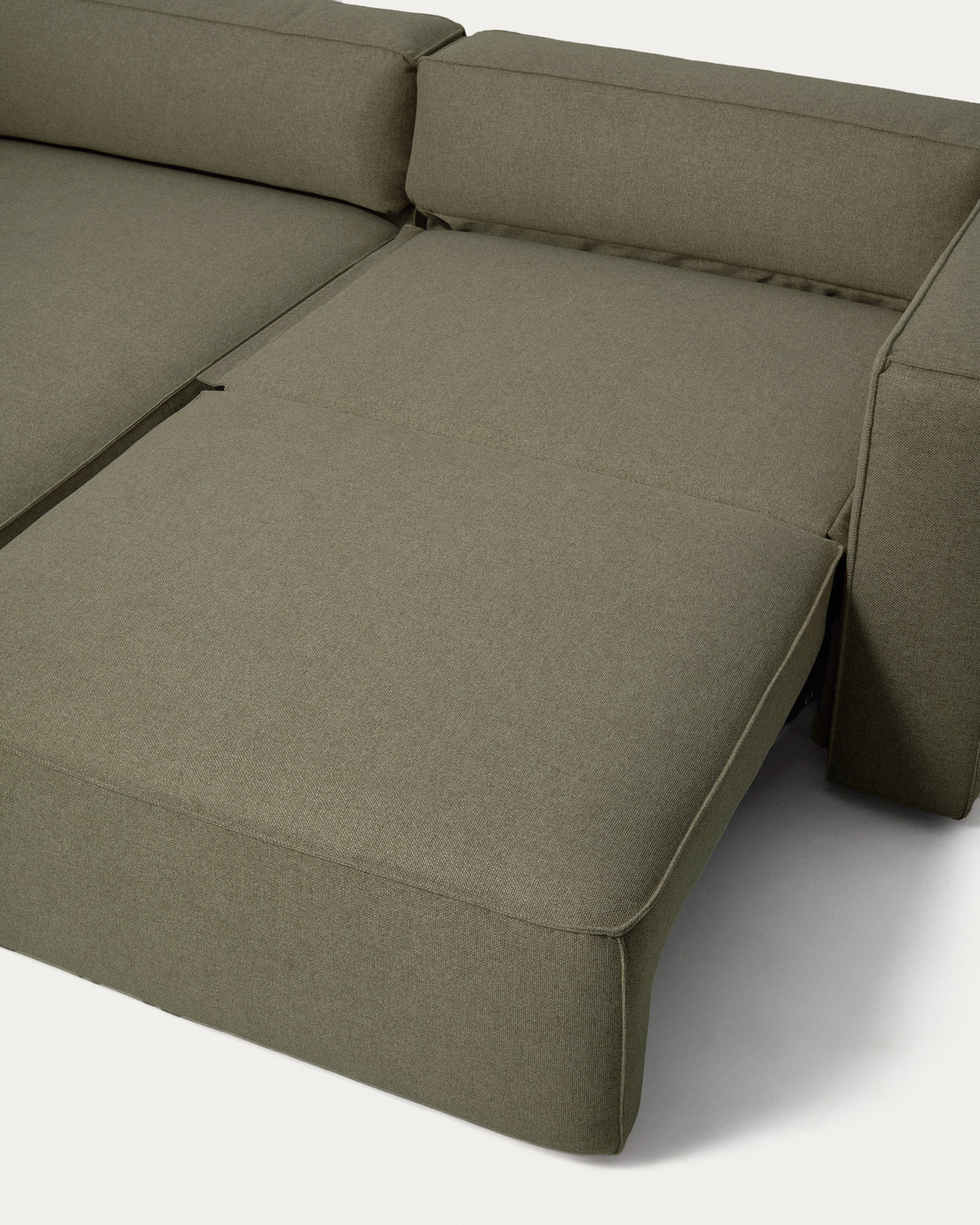 Dunkelgrünes Bettsofa Marela mit Chaiselongue links, Gewebebezug und schwarzen Beinen