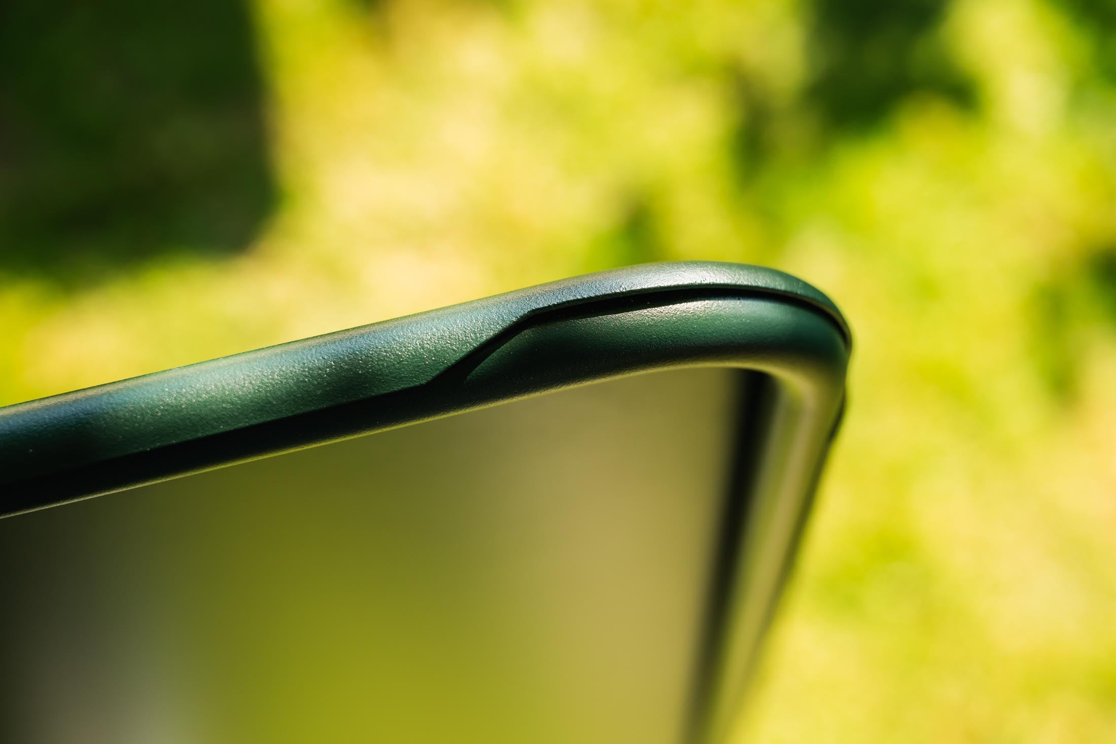 Hochwertiger, klappbarer Metall-Gartentisch 180x80 cm von Schaffner. Wetterfest, langlebig und stilvoll – perfekt für Garten, Balkon und Terrasse.