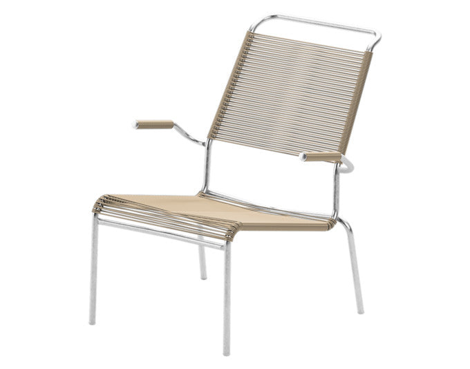 Säntis Lounger Spaghetti mit Armlehne Hochlehner in Pastellbraun / Feuerverzinkt präsentiert im Onlineshop von KAQTU Design AG. Outdoor-Sessel mit Armlehnen ist von Schaffner