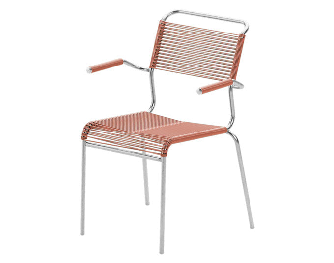 Säntis Spaghetti-Gartenstuhl mit Armlehne in Pastellterracotta / Feuerverzinkt präsentiert im Onlineshop von KAQTU Design AG. Gartenstuhl mit Armlehnen ist von Schaffner