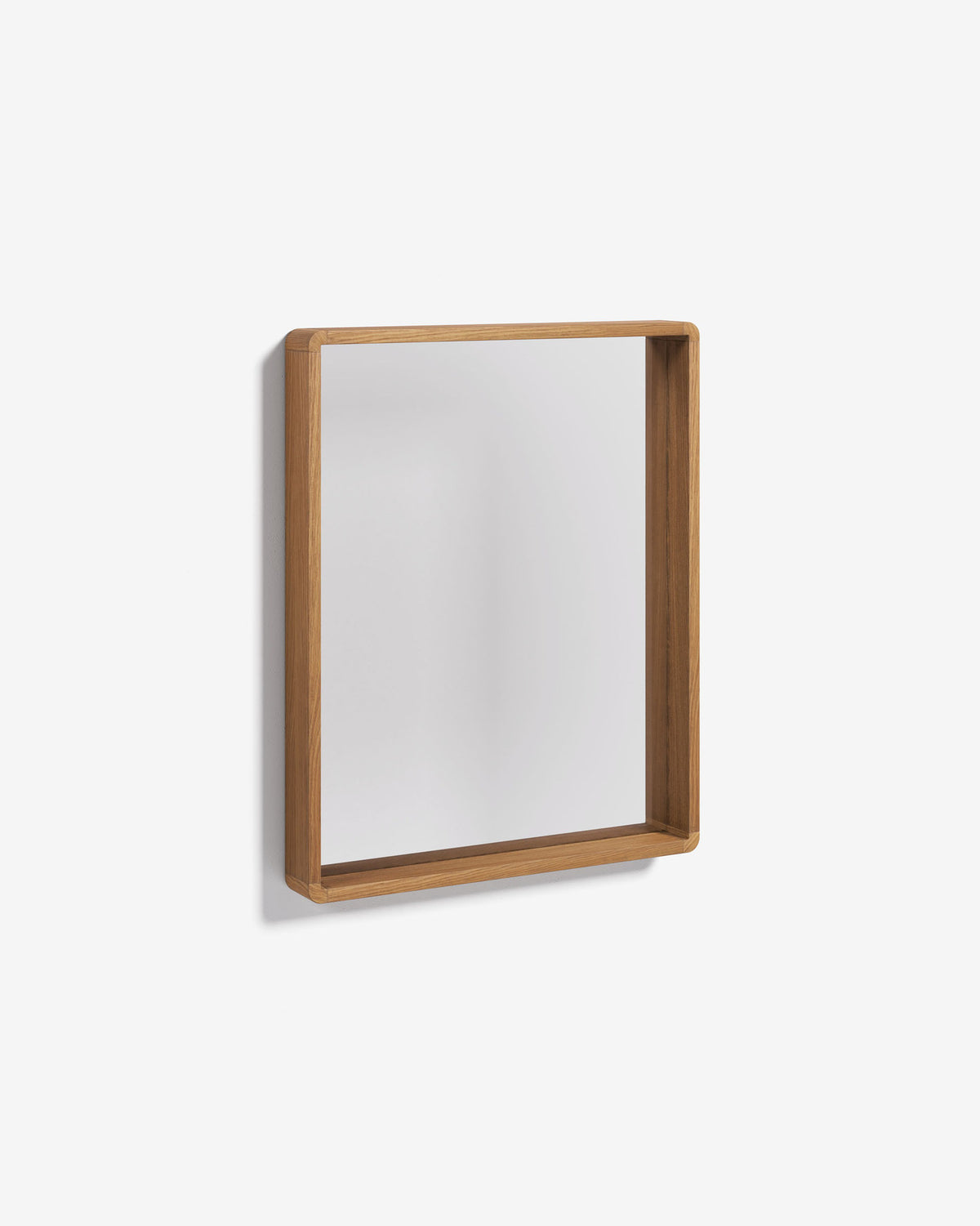 Kuveni Spiegel 80 x 65 cm in Natur präsentiert im Onlineshop von KAQTU Design AG. Wandspiegel ist von Kave Home