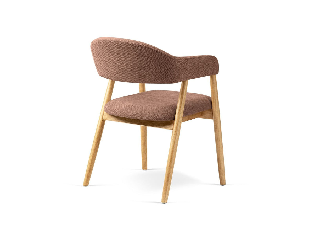 Zwei Esszimmerstühle Adra mit Buchenholzbeinen und Sitzfläche aus Chenille-Stoff Rebel in Beige, moderne Karostruktur mit Flor.