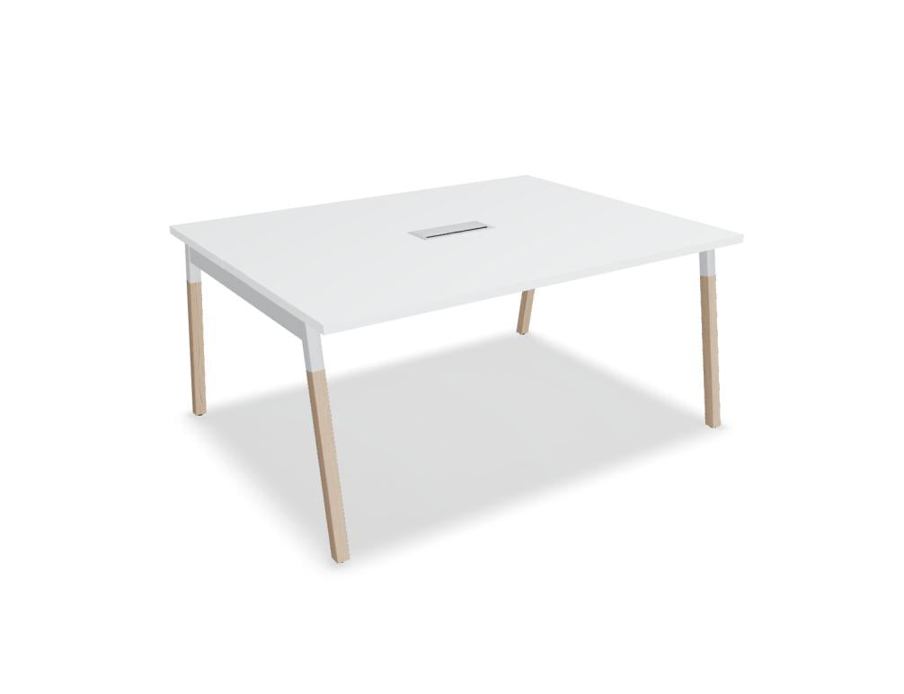 Ogi W SW26 - Konferenztisch mit Holzbeinen in Honigeiche präsentiert im Onlineshop von KAQTU Design AG. Konferenztisch ist von Mdd