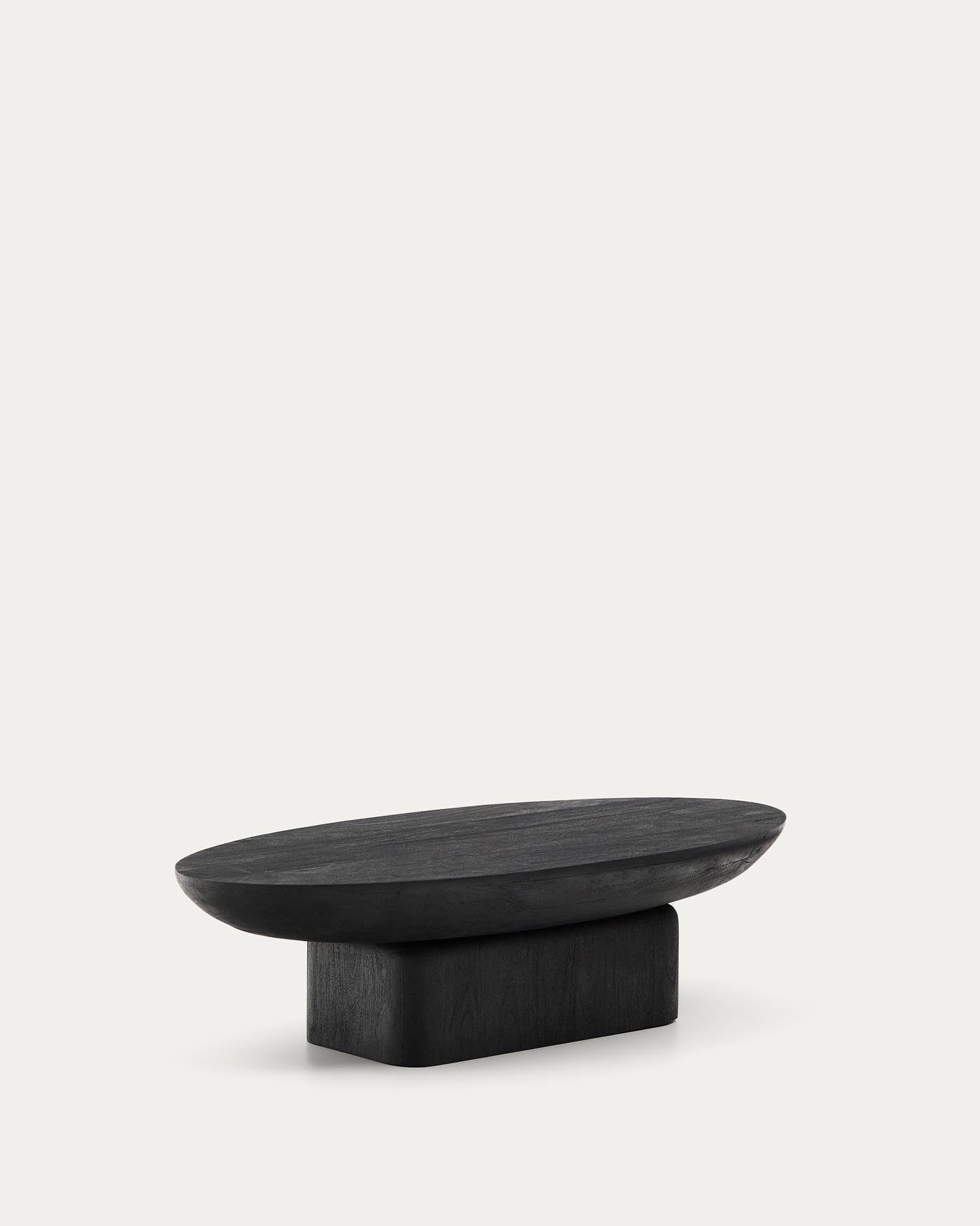 Couchtisch Ovak aus massivem Akazienholz mit schwarzem Finish, FSC 100%, 140 x 70 cm in Schwarz präsentiert im Onlineshop von KAQTU Design AG. Beistelltisch ist von Kave Home