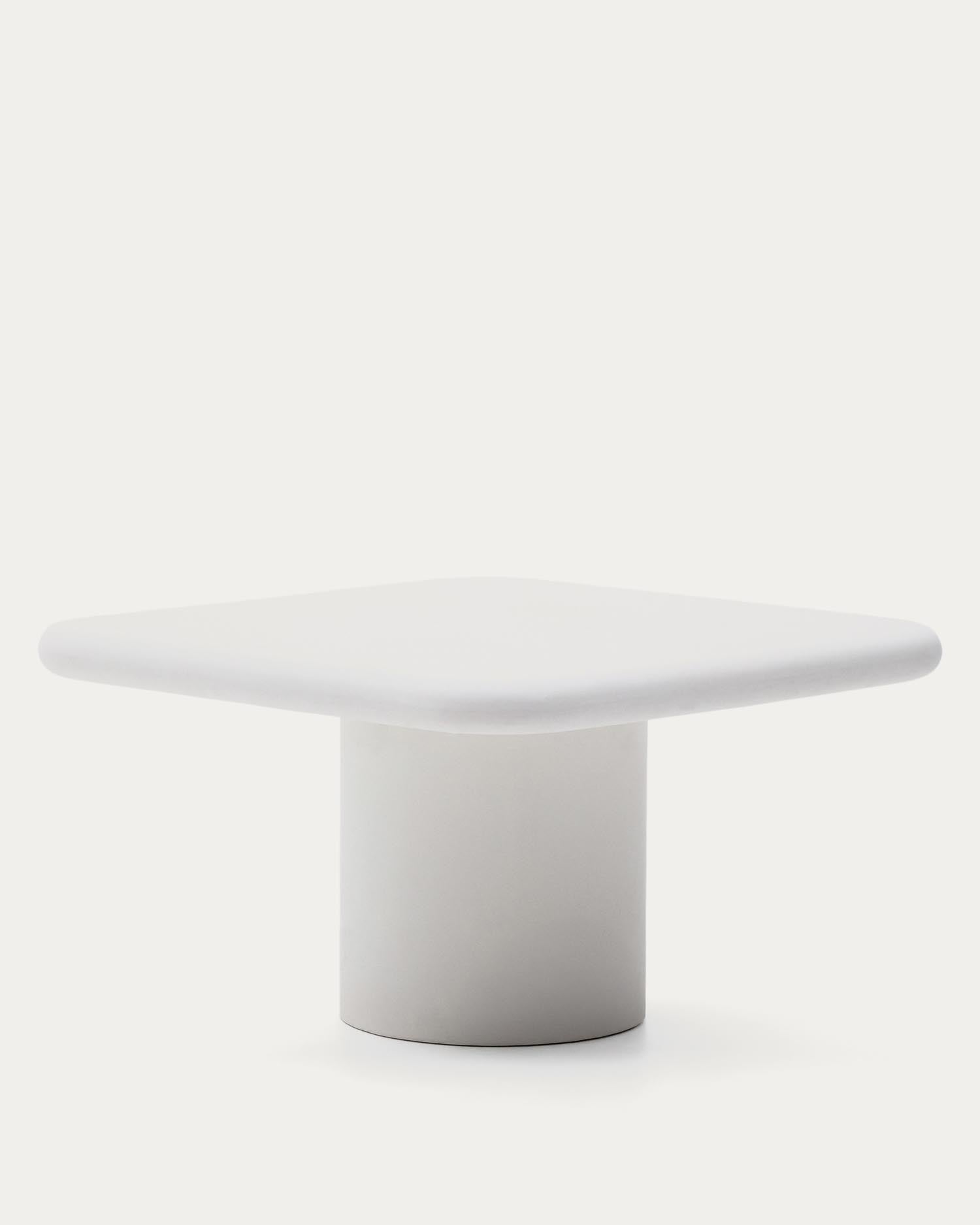 Tisch Addaia aus weißem Zement 135 x 135 cm in Weiss präsentiert im Onlineshop von KAQTU Design AG. Gartentisch ist von Kave Home