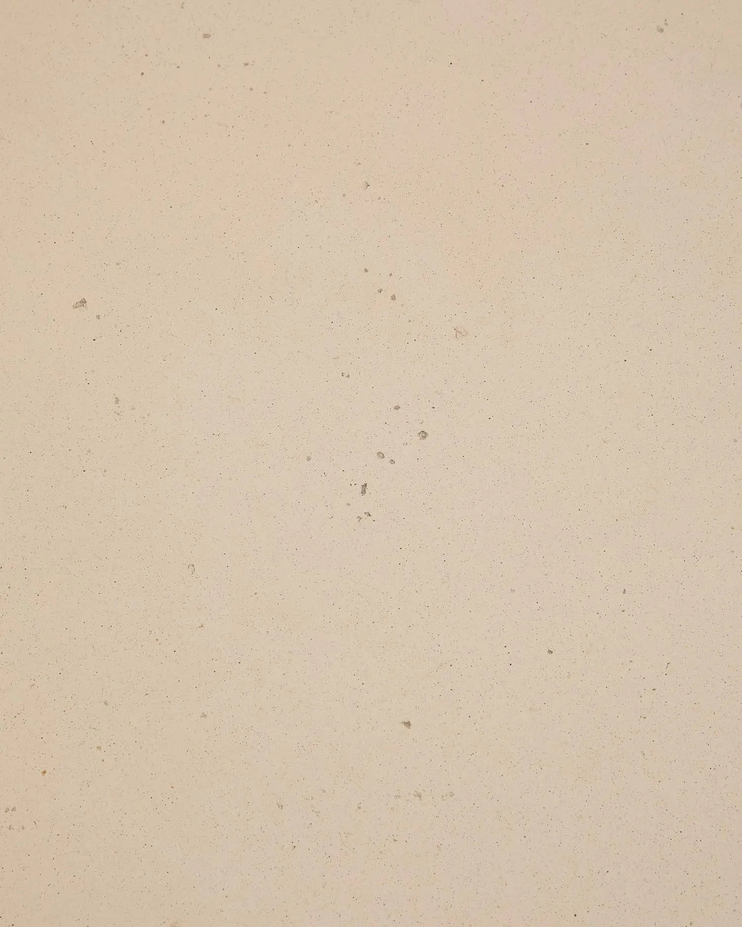 Eleganter Couchtisch aus GFB, wetterfest, Ø 90 cm, beige. Perfekt für drinnen und draußen, zeitloses Design.