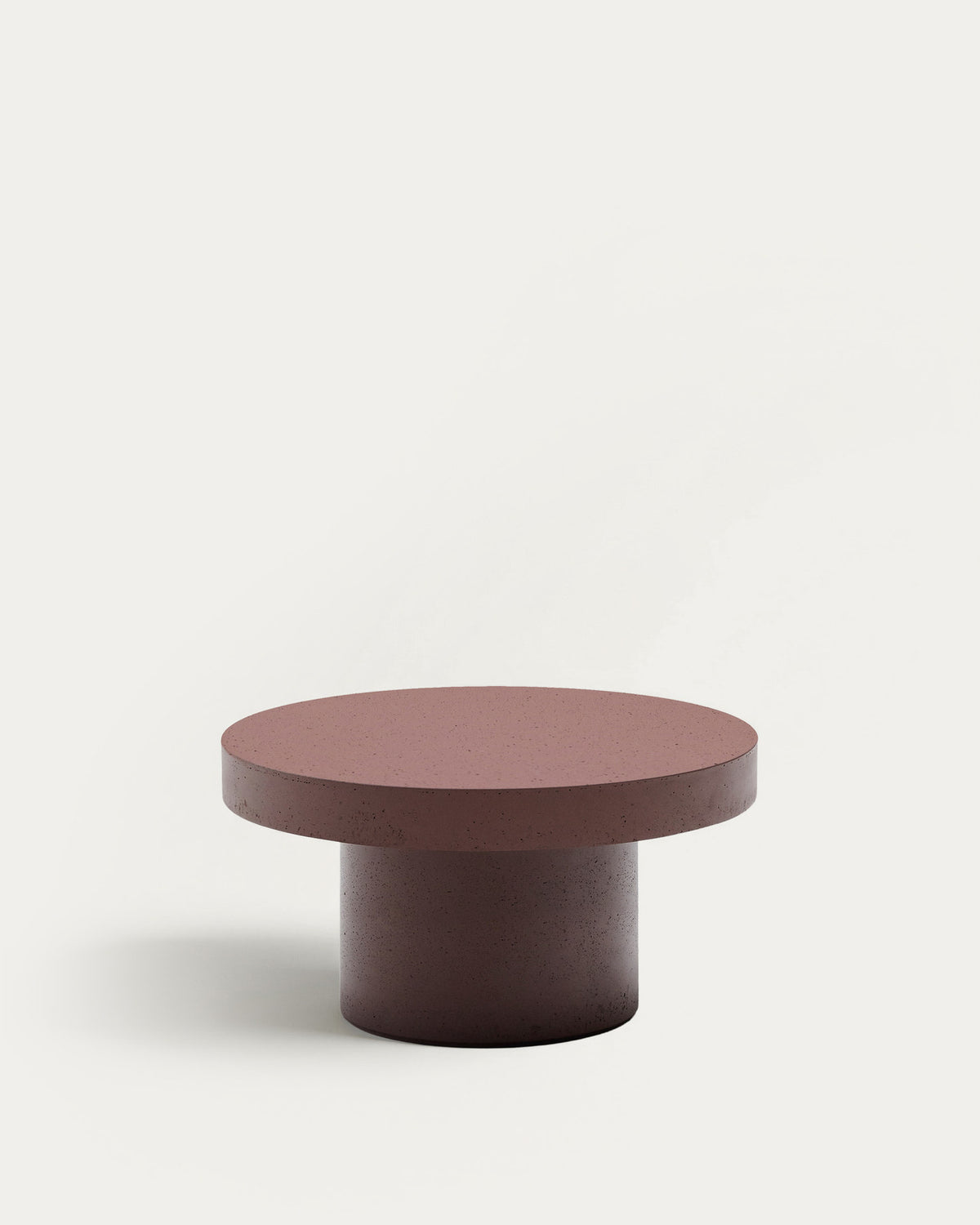 Couchtisch Aiguablava aus Zement in Terrakotta Ø 90 cm in  präsentiert im Onlineshop von KAQTU Design AG. Loungetisch ist von Kave Home