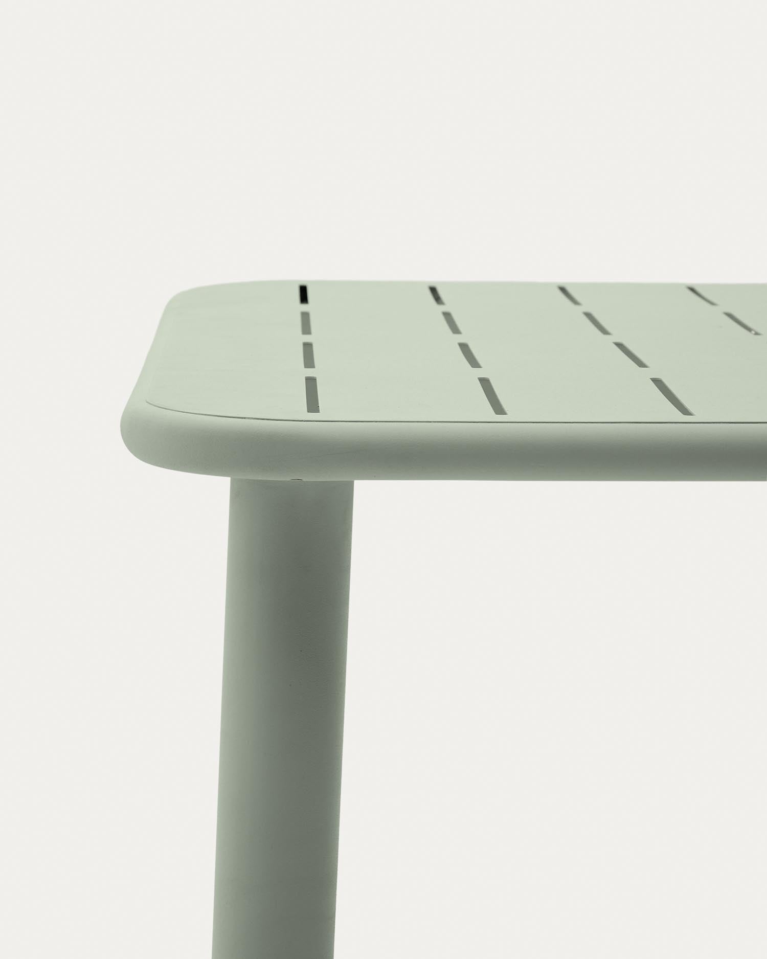 Outdoor-Tisch Brai aus türkis verzinktem Stahl 180 x 90 cm in Hellgrün präsentiert im Onlineshop von KAQTU Design AG. Gartentisch ist von Kave Home