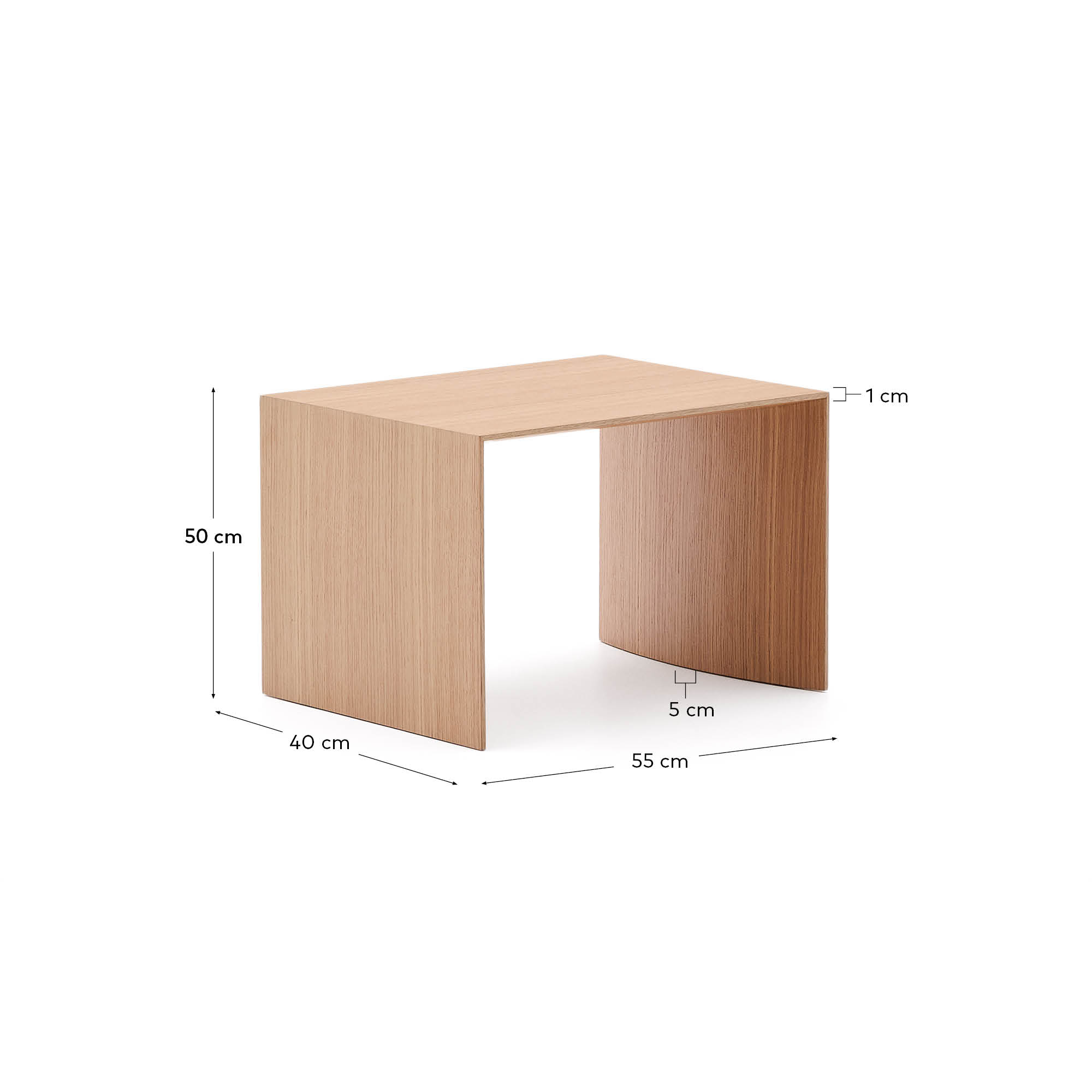 Moderner Beistelltisch Litto aus Eichenfurnier mit natürlichem Finish, 55x40 cm, von Kave Home. Ideal für stilvolle Wohnräume.