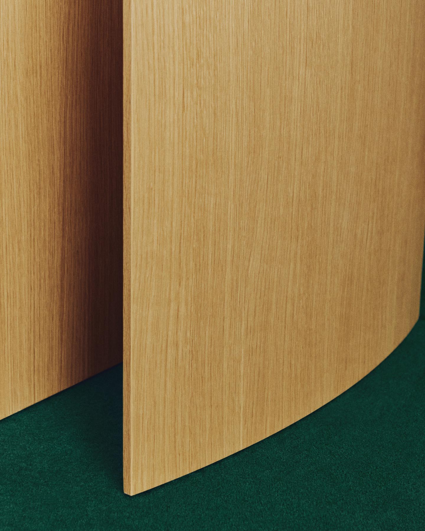 Arbeitstisch Litto aus Eichenfurnier FSC Mix Credit 140 x 60 cm in Hellbraun präsentiert im Onlineshop von KAQTU Design AG. Schreibtisch ist von Kave Home