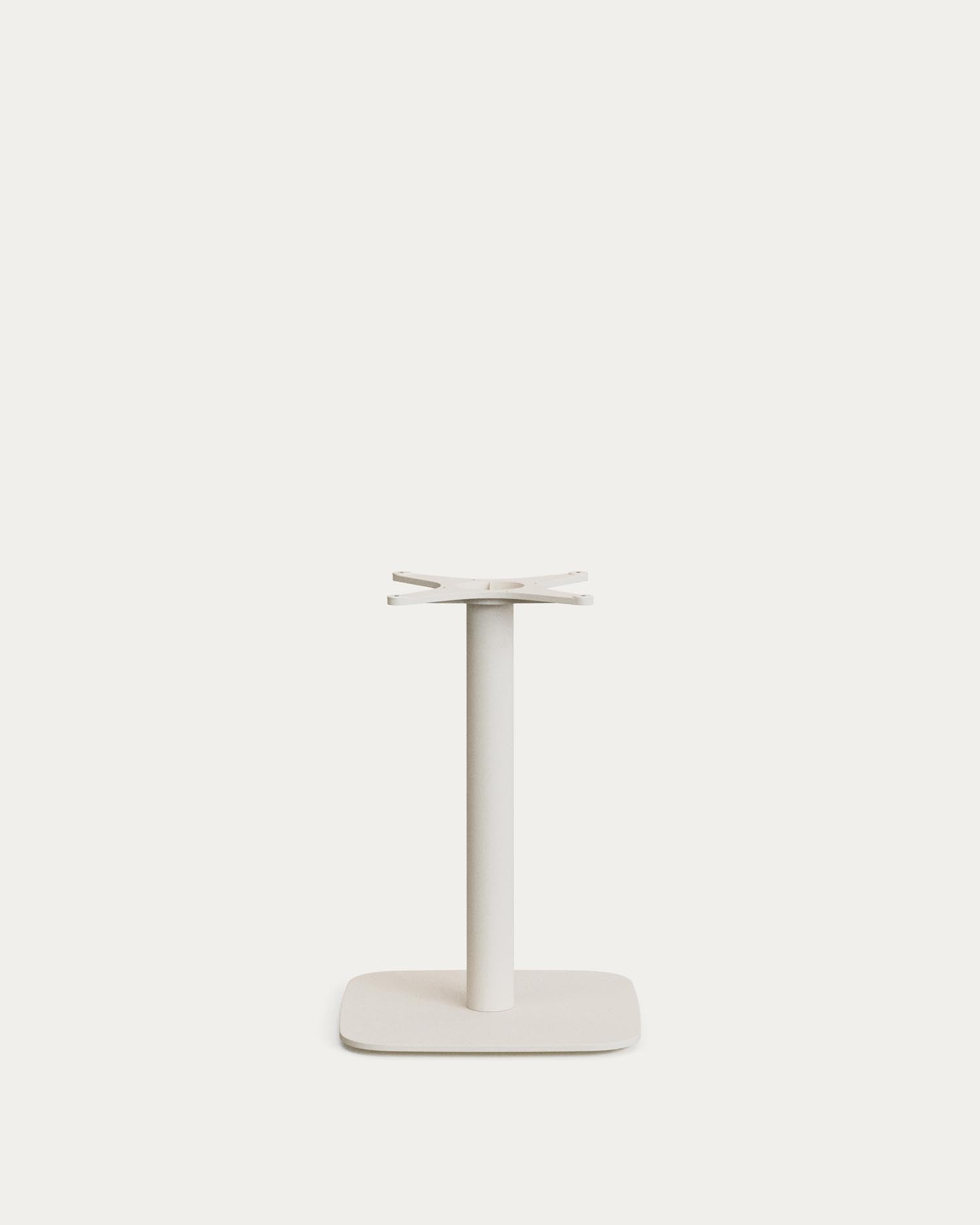 Runder Outdoor-Tisch Dina mit weißer Zementplatte Ø 70 cm und weißem Stahlfuß 48 x 48 x 72 cm in Weiss präsentiert im Onlineshop von KAQTU Design AG. Gartentisch ist von Kave Home