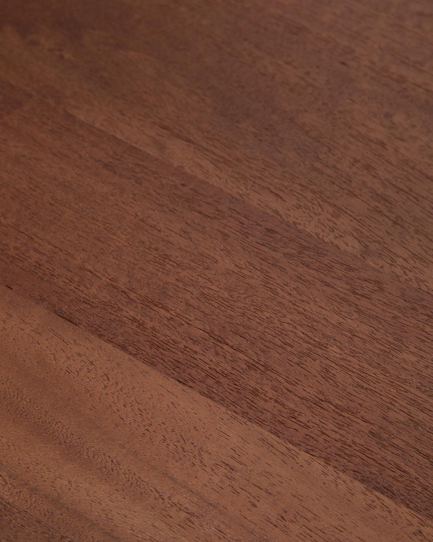 Couchtisch Norani aus massivem Akazienholz und Akazienfurnier 150 x 70 cm in Braun präsentiert im Onlineshop von KAQTU Design AG. Esstisch ist von Kave Home