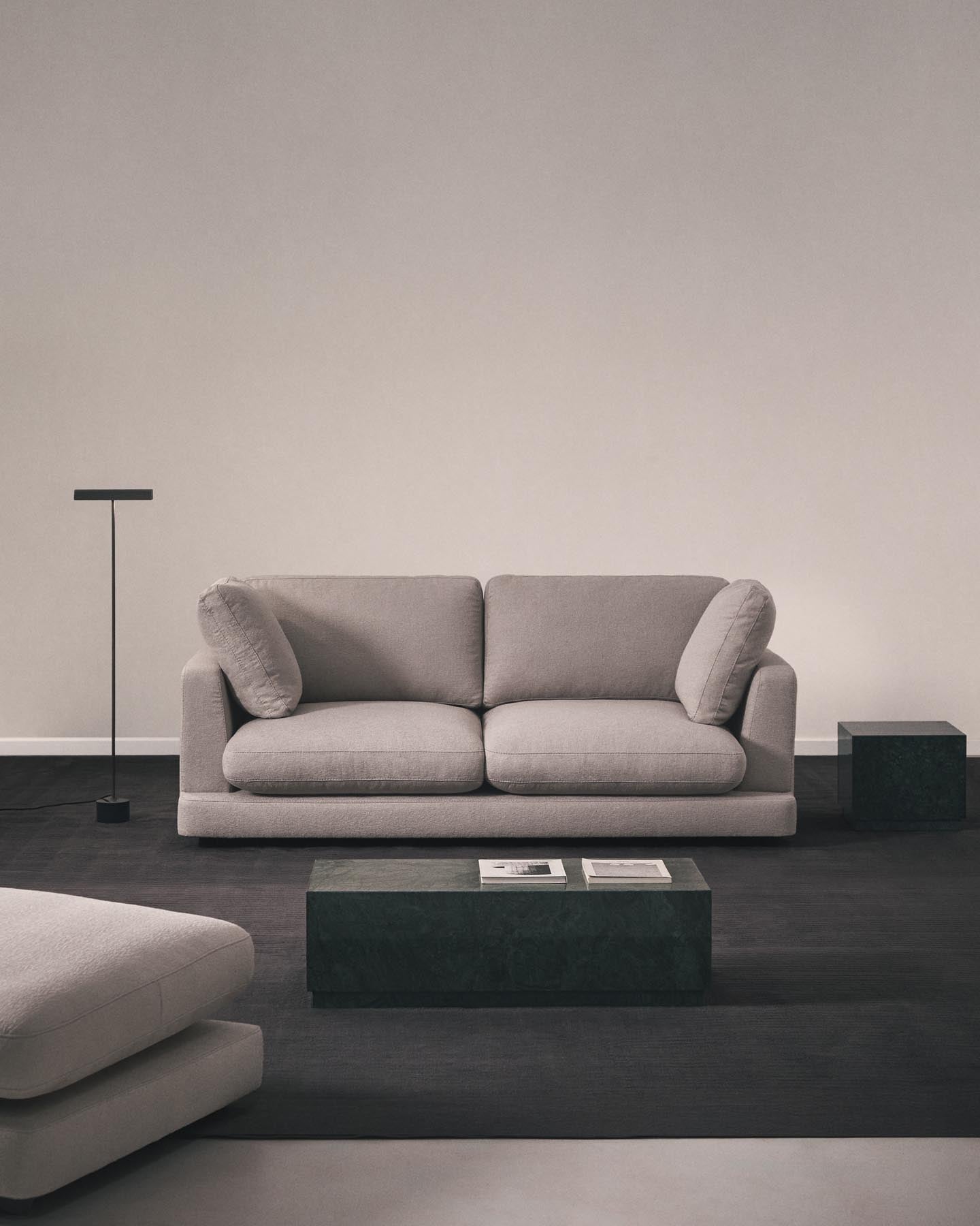 Marmortisch Sorein aus grünem Marmor 100 x 50 cm in Grün präsentiert im Onlineshop von KAQTU Design AG. Couchtisch ist von Kave Home