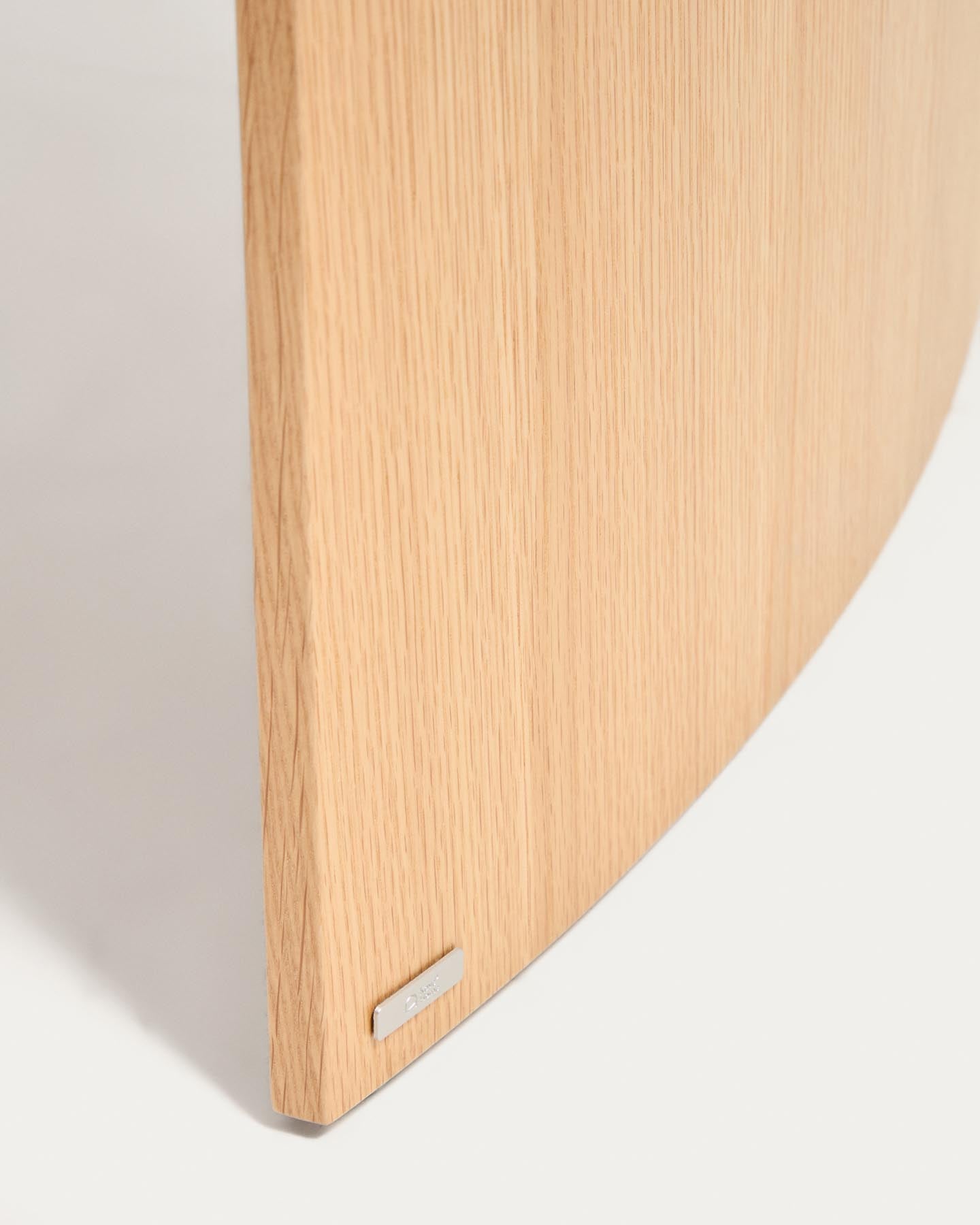 Litto Tisch aus Eichenfurnier 160 x 90 cm in Braun präsentiert im Onlineshop von KAQTU Design AG. Esstisch ist von Kave Home