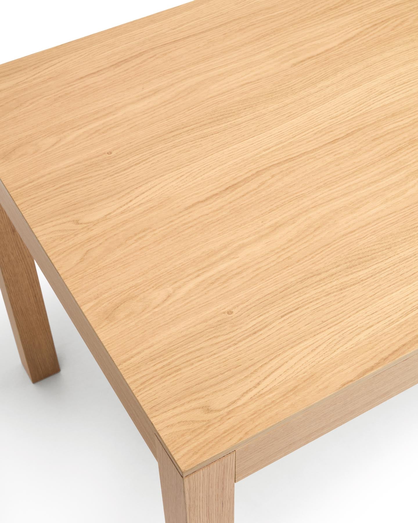 Ausziehtisch Narevi aus Eichenfurnier mit naturfarbenem Finish 130 (190) x 80 cm in Braun präsentiert im Onlineshop von KAQTU Design AG. Esstisch ist von Kave Home