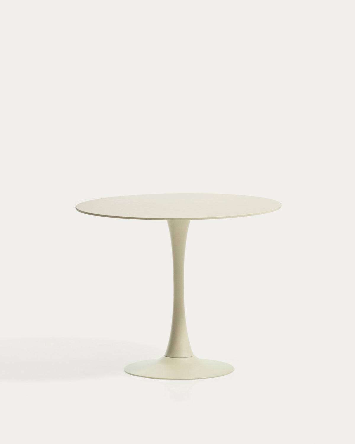 Runder Tisch Vedira aus ecrufarbener Keramik und beigem Stahl Ø 90 cm in Beige präsentiert im Onlineshop von KAQTU Design AG. Esstisch ist von Kave Home