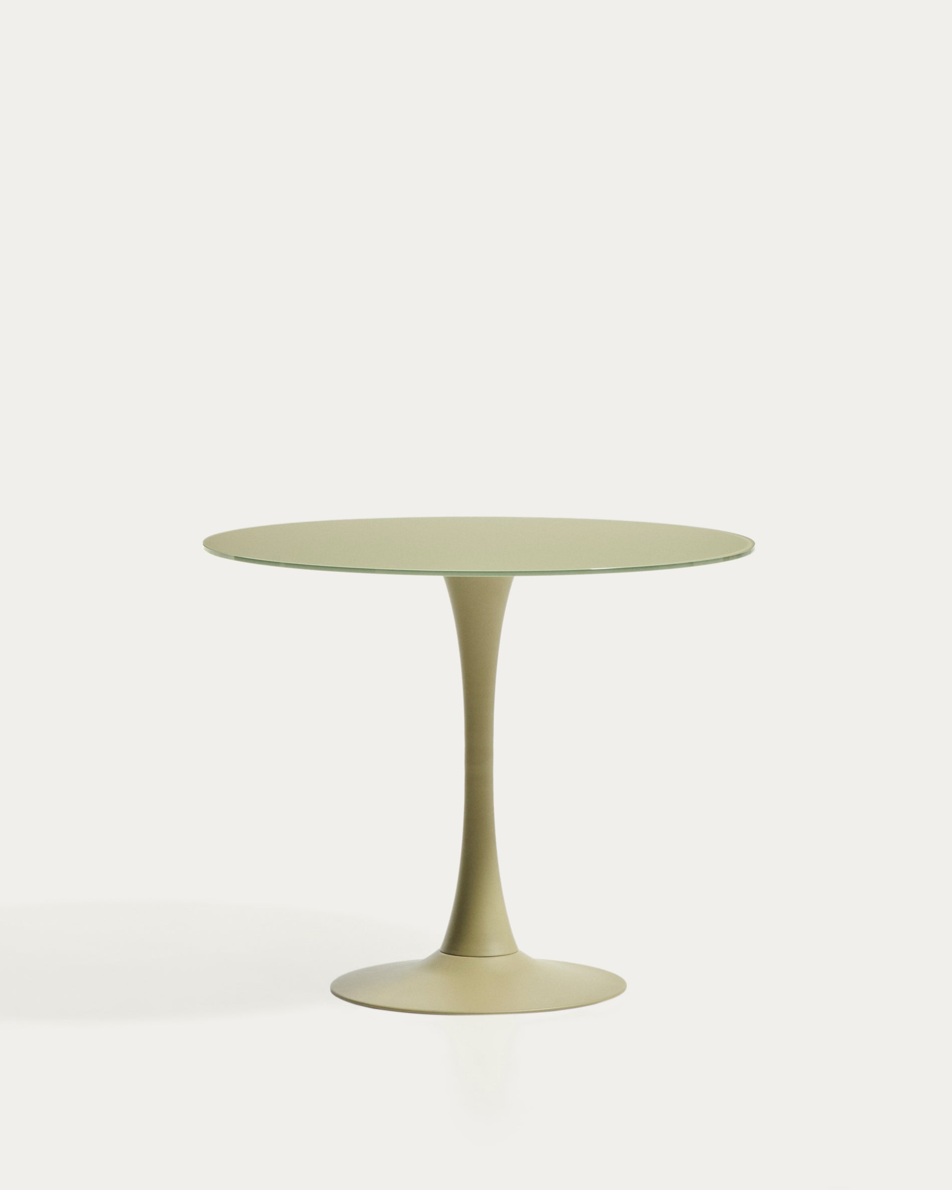 Runder Tisch Vedira aus Glas und grünem Stahl Ø 90 cm in Hellgrün präsentiert im Onlineshop von KAQTU Design AG. Esstisch ist von Kave Home
