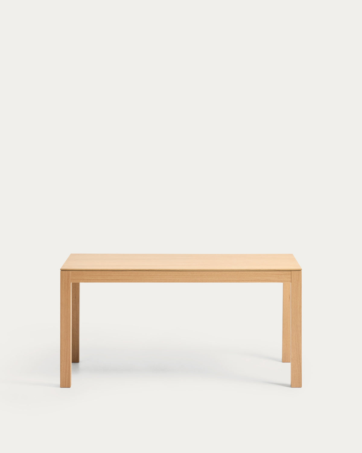Ausziehtisch Narevi aus Eichenfurnier mit naturfarbenem Finish 210 (270) x 100 cm in Natur präsentiert im Onlineshop von KAQTU Design AG. Esstisch ist von Kave Home
