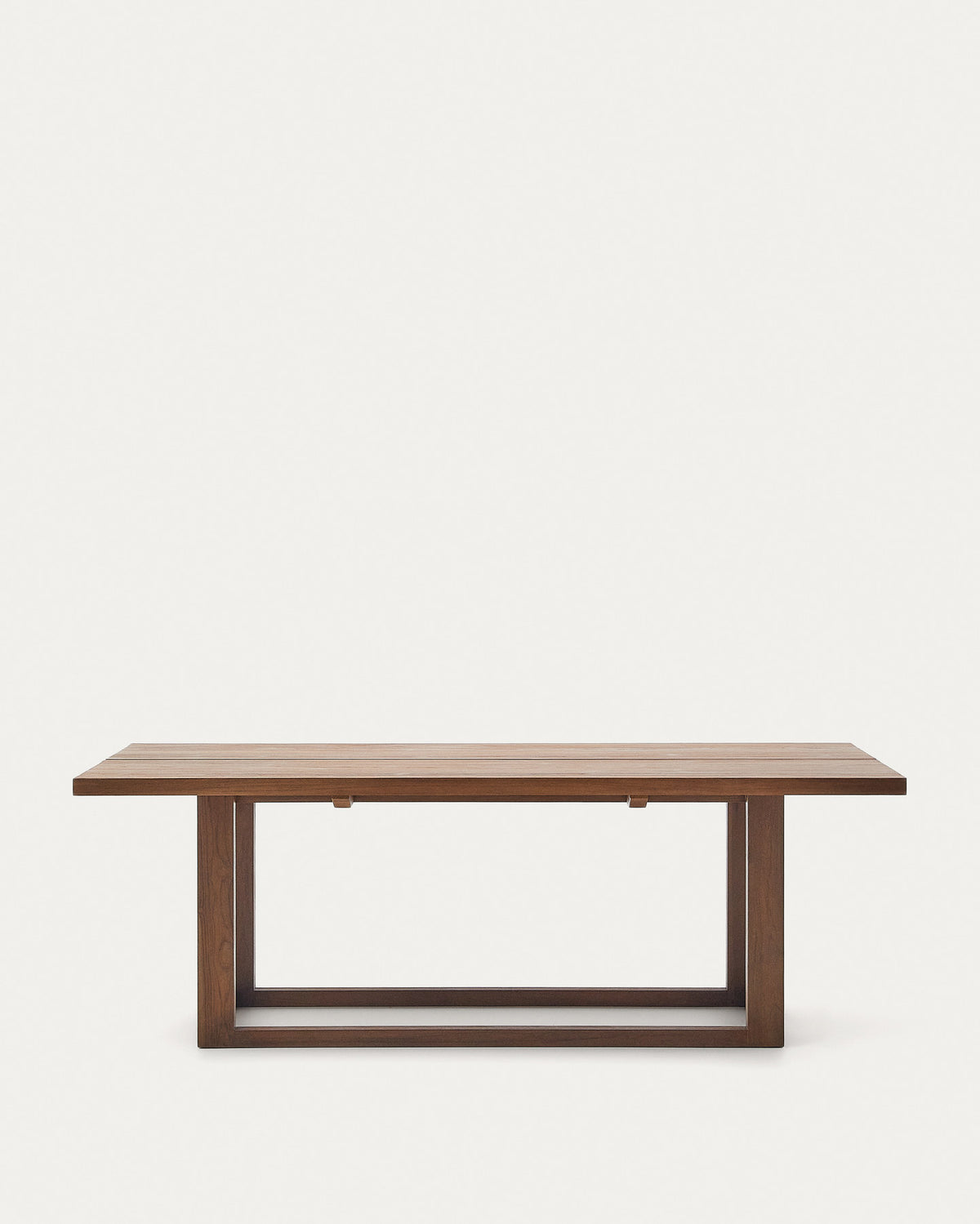 Sashi Tisch aus massivem Teakholz 220 x 100 cm in Natur präsentiert im Onlineshop von KAQTU Design AG. Esstisch ist von Kave Home