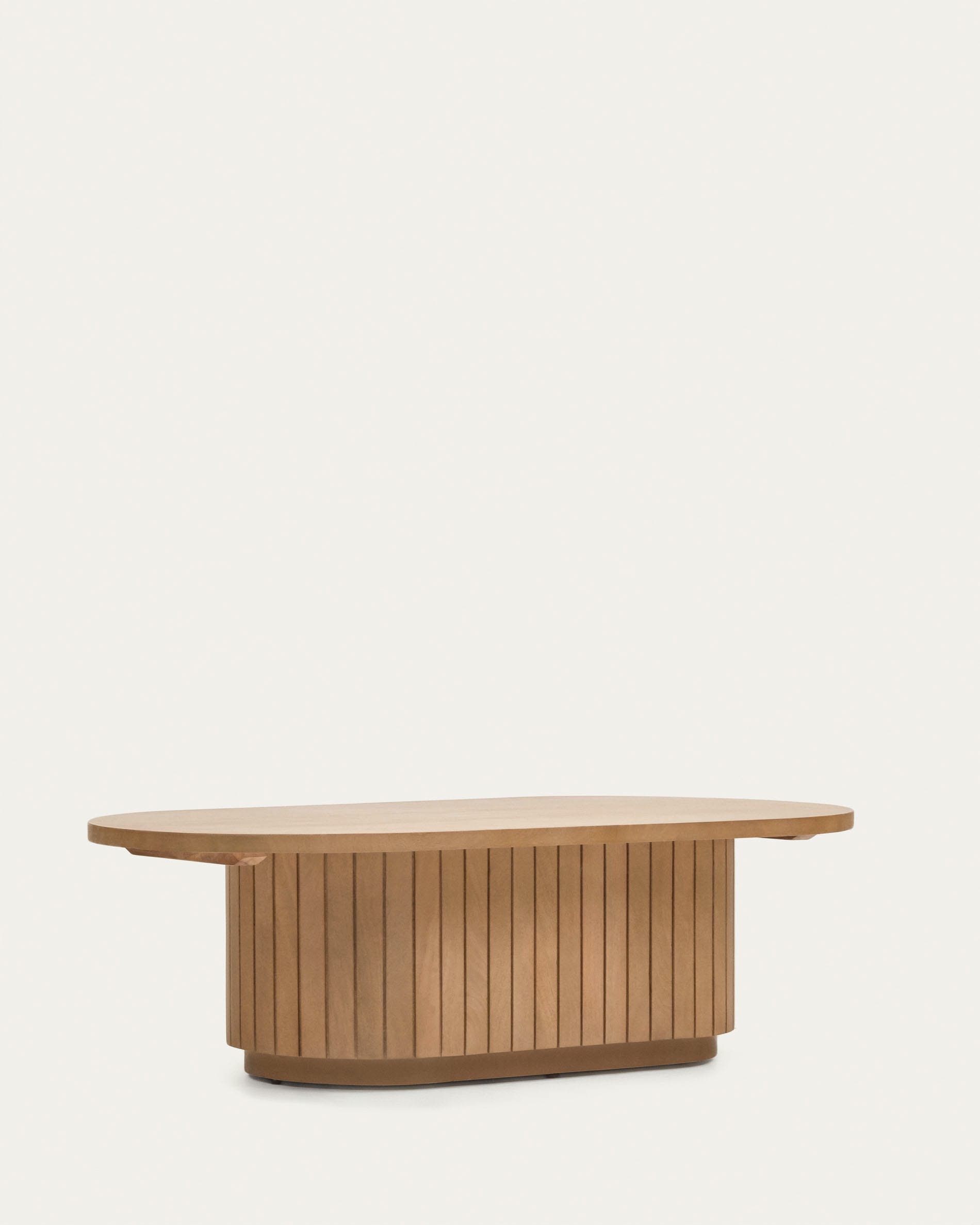 Moderner Couchtisch aus massivem Mangoholz, 120x60 cm, von Kave Home. Perfekt für ein stilvolles und natürliches Ambiente.