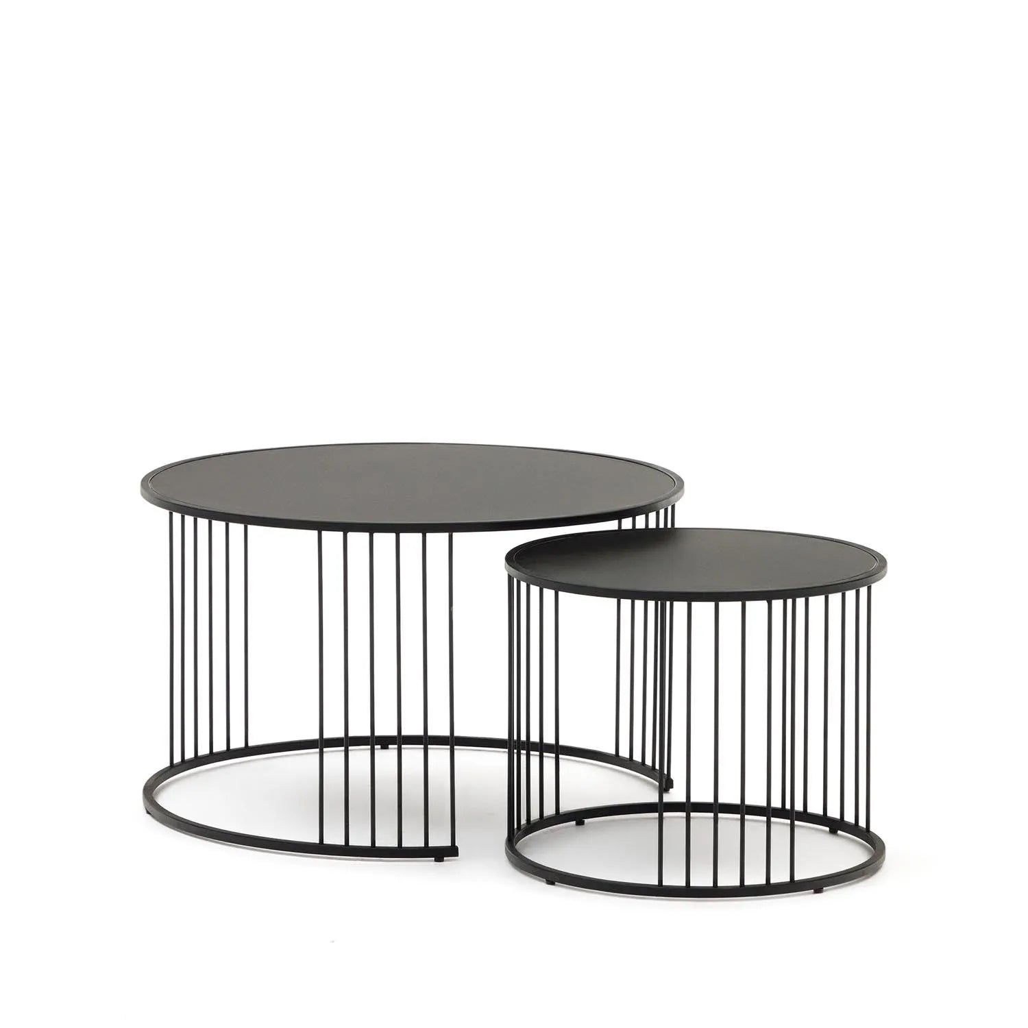 Elegantes Hadar Set: 2 Beistelltische aus gehärtetem Glas & Stahl, Ø75/45cm, in Schwarz. Modernes Design, vielseitig & robust.